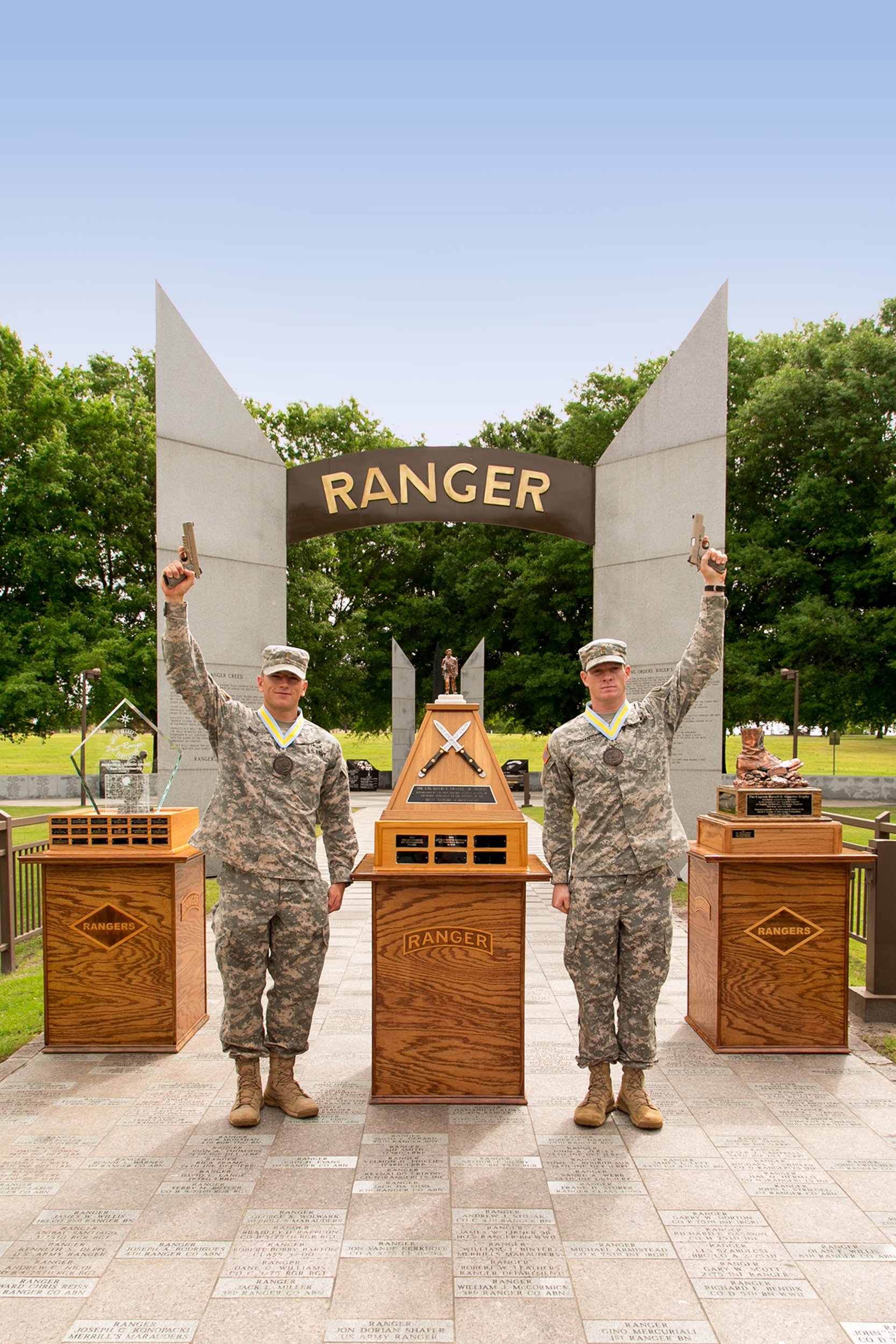 2LT Michael Rose, 2LT John Bergman