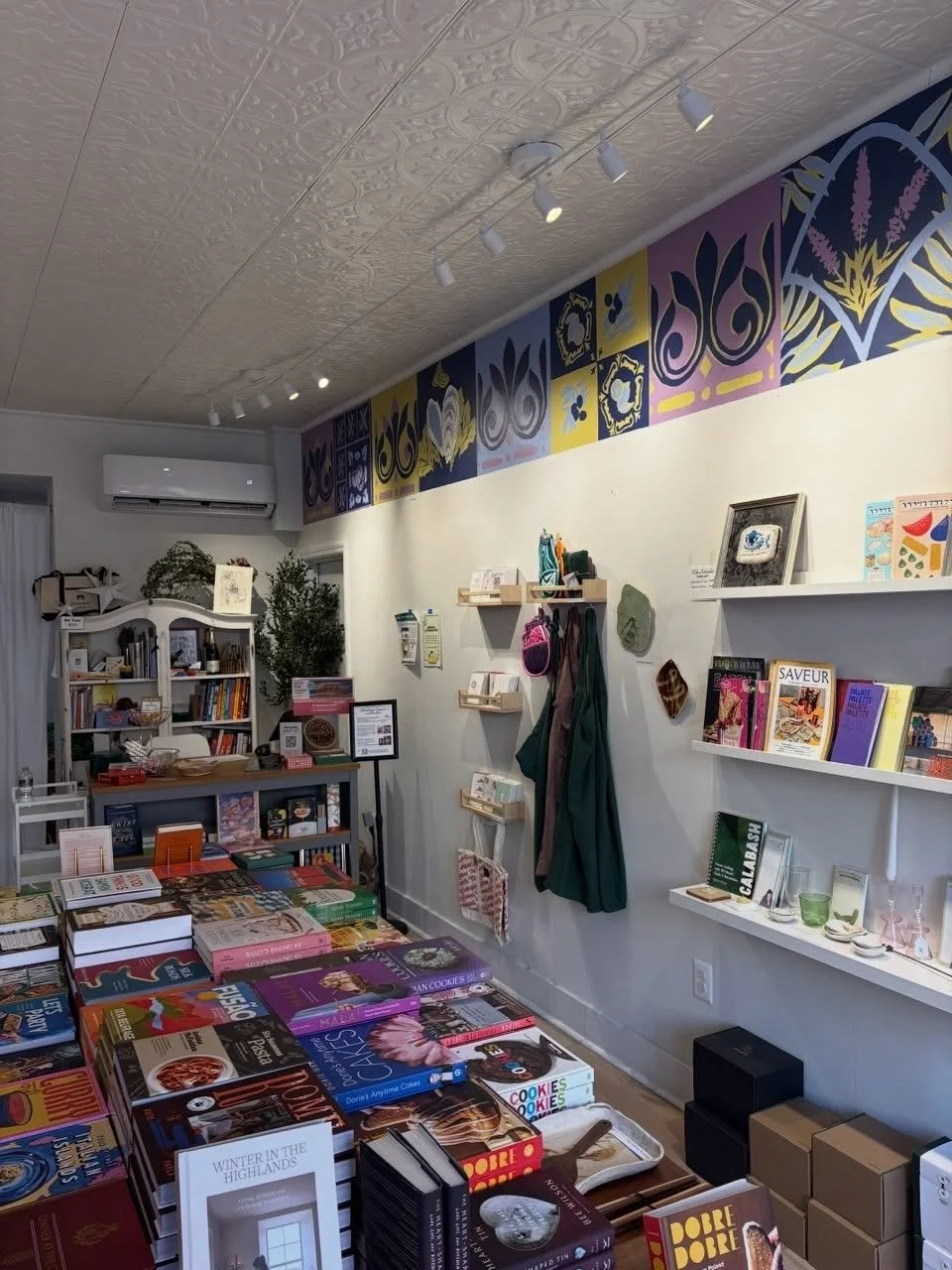 Thanks for a great weekend and your continued patience with our low post-holiday inventory! We&rsquo;ll be back next weekend, hopefully with some hot items restocked and a lot more to come once we fully return from the winter break. It seems like man