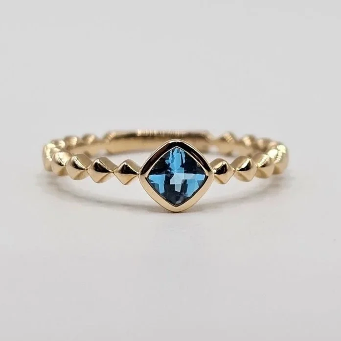 14kt Yellow Gold Blue Topaz Stacker Band