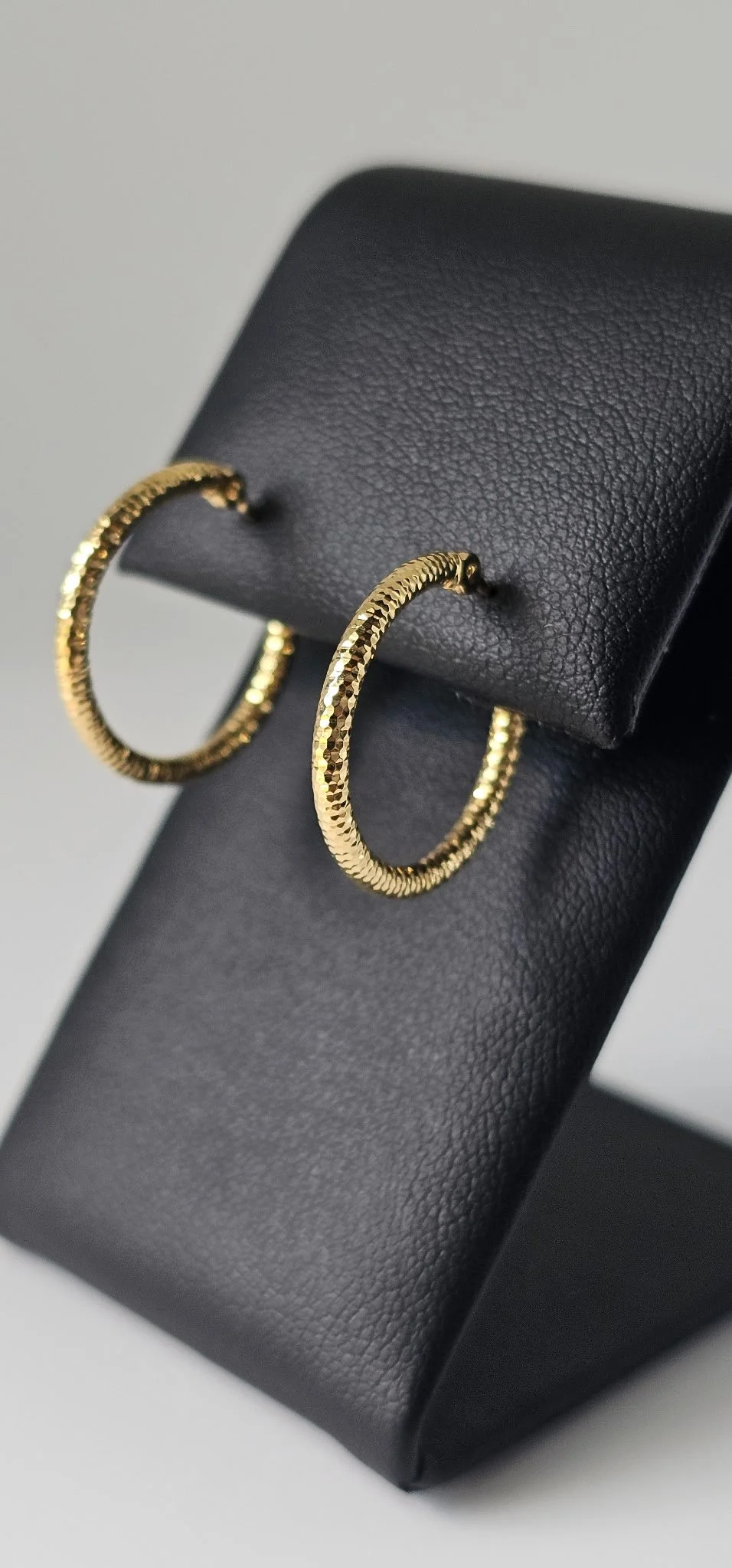 14kt Textured Hoops