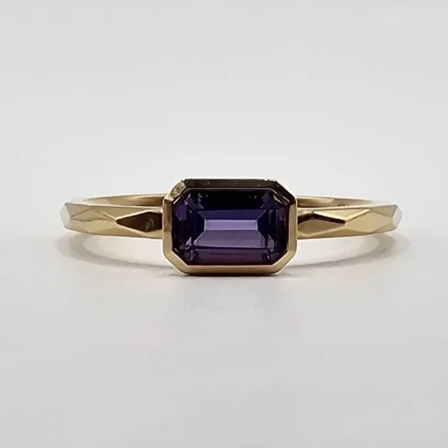 14kt Yellow Gold Amethyst Stacker Band