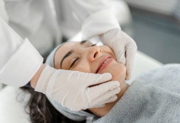 Microneedling vs. Chemical Peel: Which Is Right for You?
