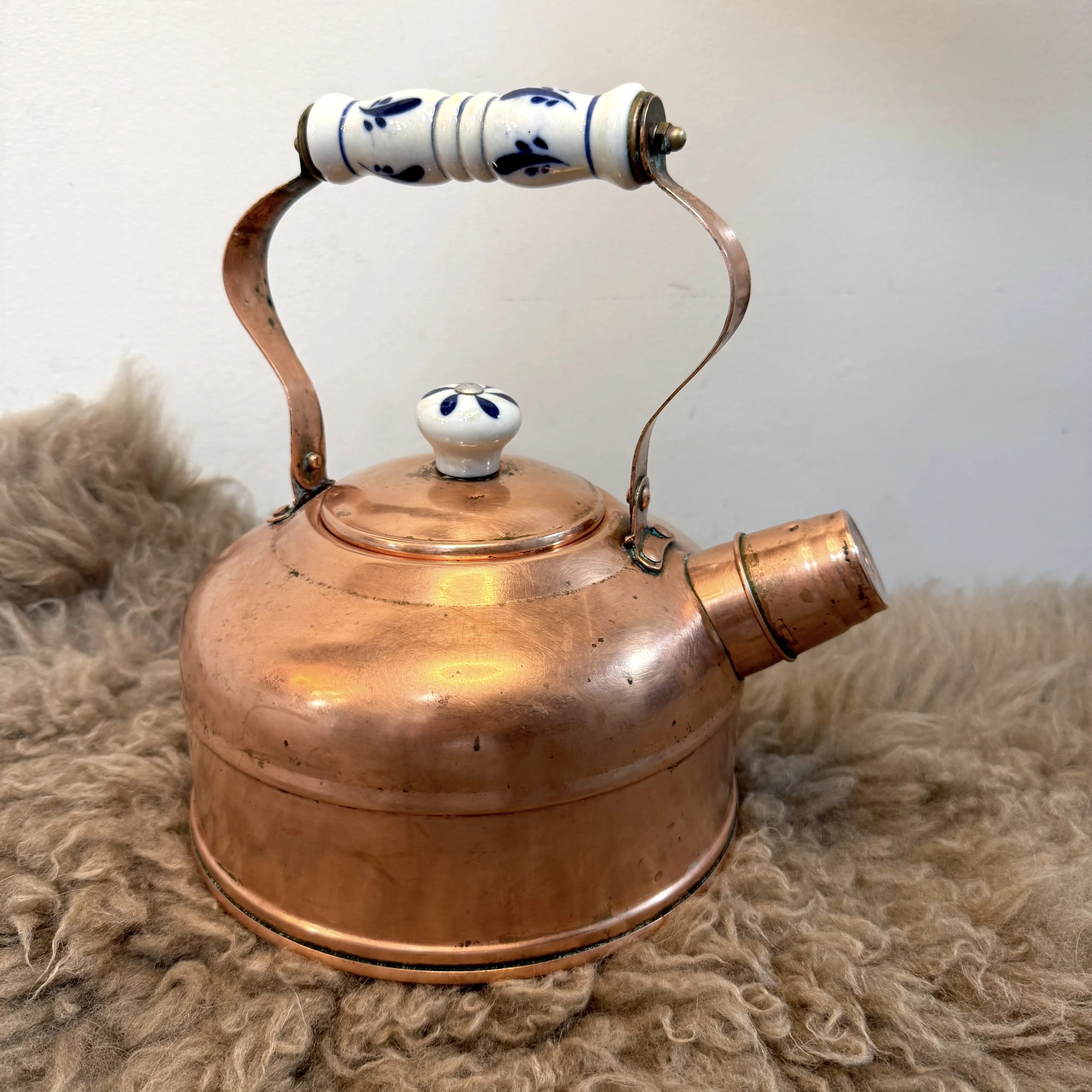 Vintage Solid Copper Tea Kettle with Delft Style Porcelain Handle, ODI Taiwan, French Country Christmas Decor
