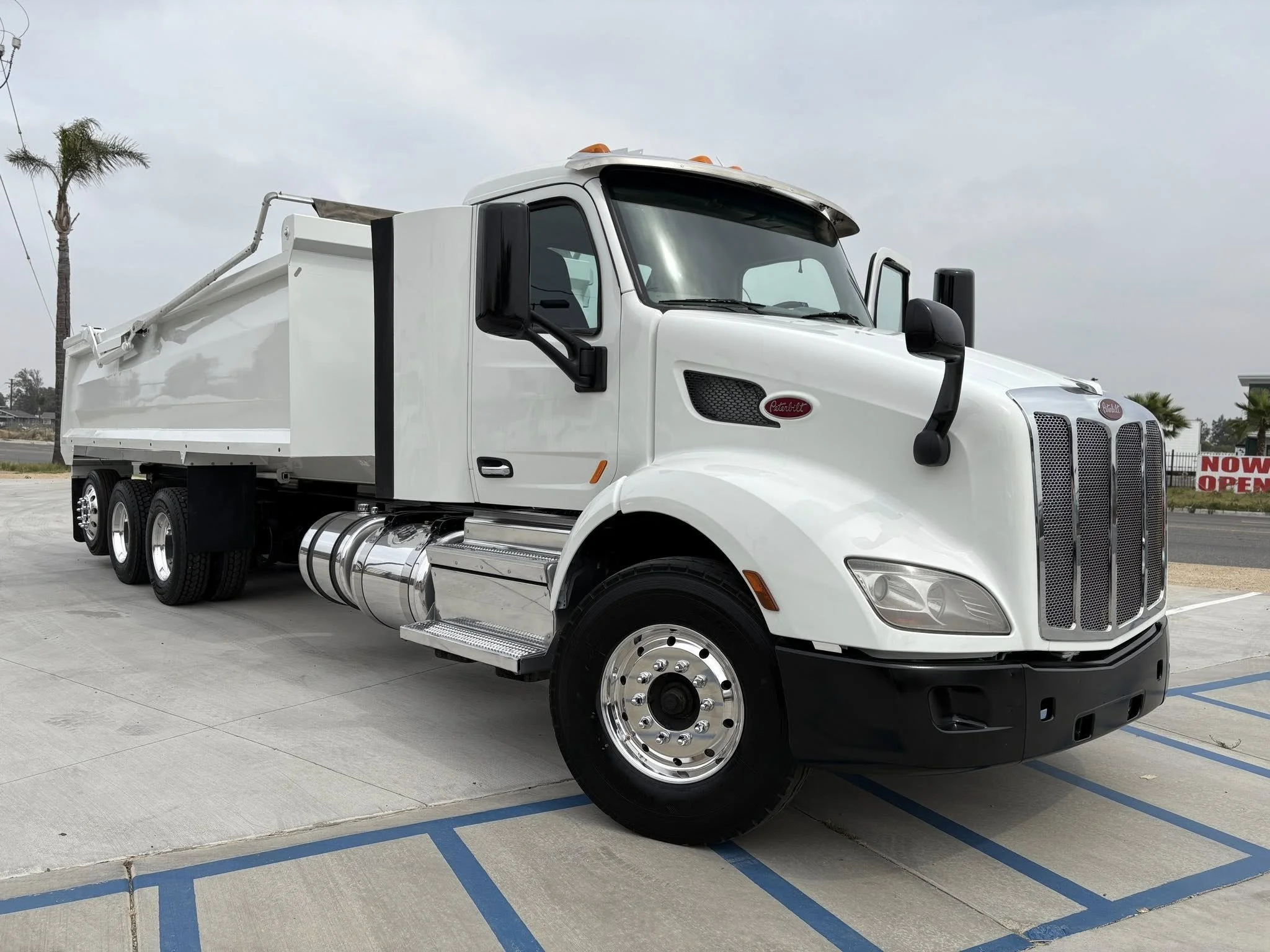 FB518 2019 Peterbuilt 21ft Super tag