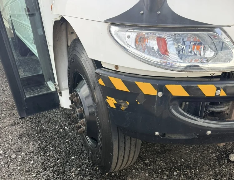 2015 International CE 48-Passenger Bus, photo 3
