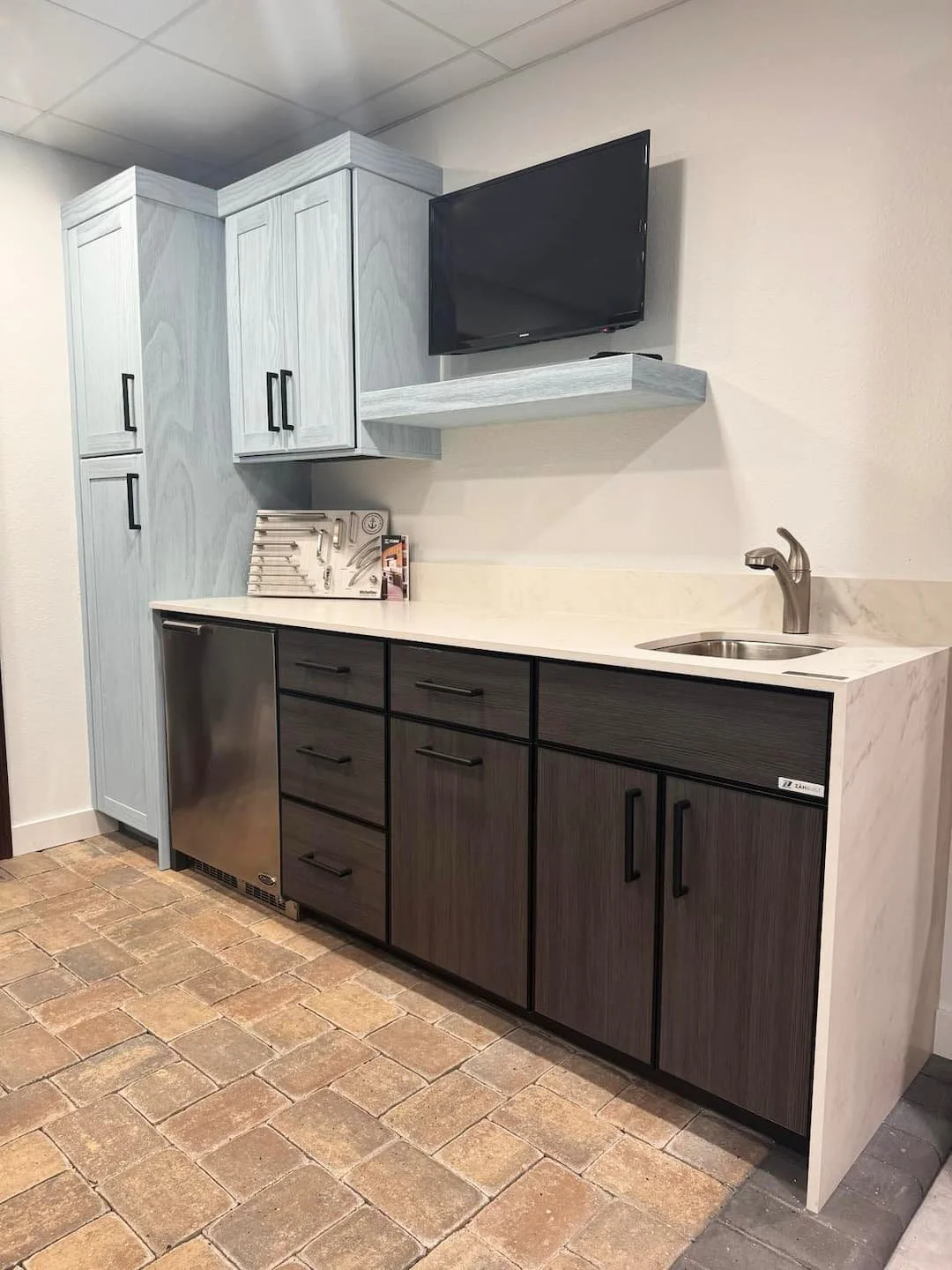 zahbuilt-NEO-outdoor-cabinets-bradenton-fl-progressive-cabinetry.jpg