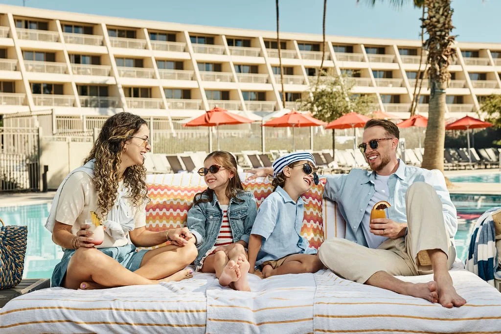PHOENICIAN "YACHT CLUB SUMMER" CAMPAIGN