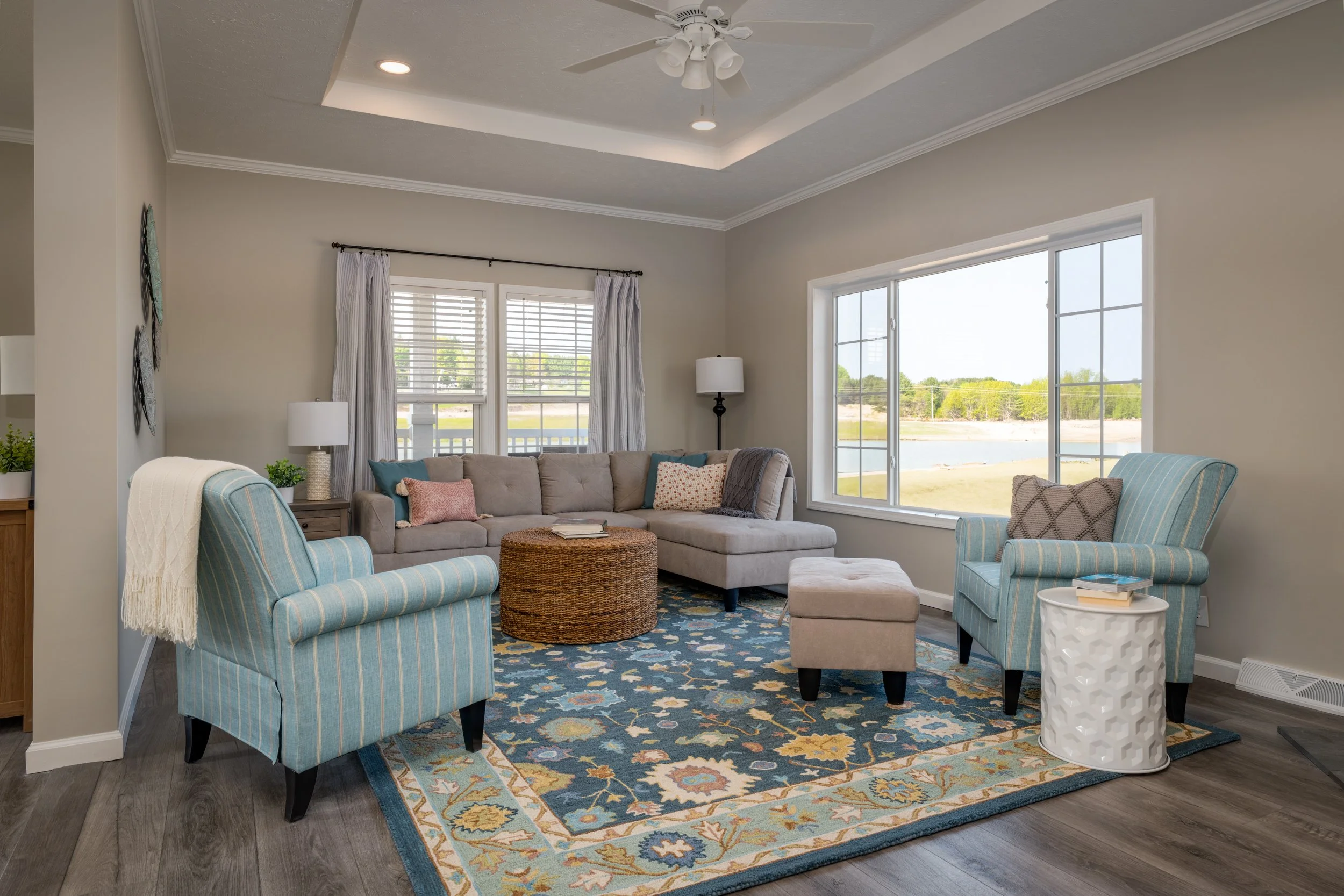 Living Room with Lake View.jpg