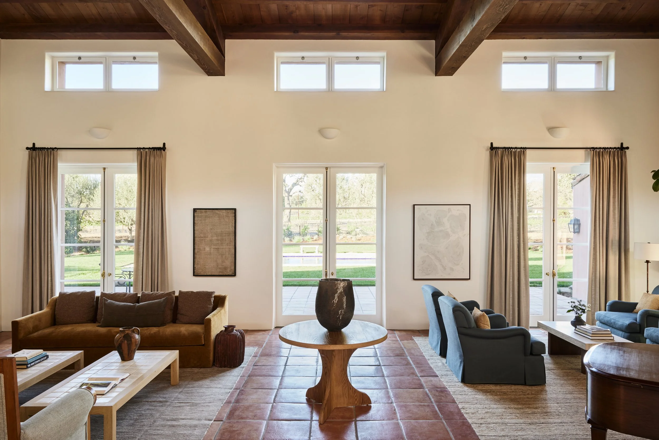 La-Tarantella_Living-Room_084 (1).jpg