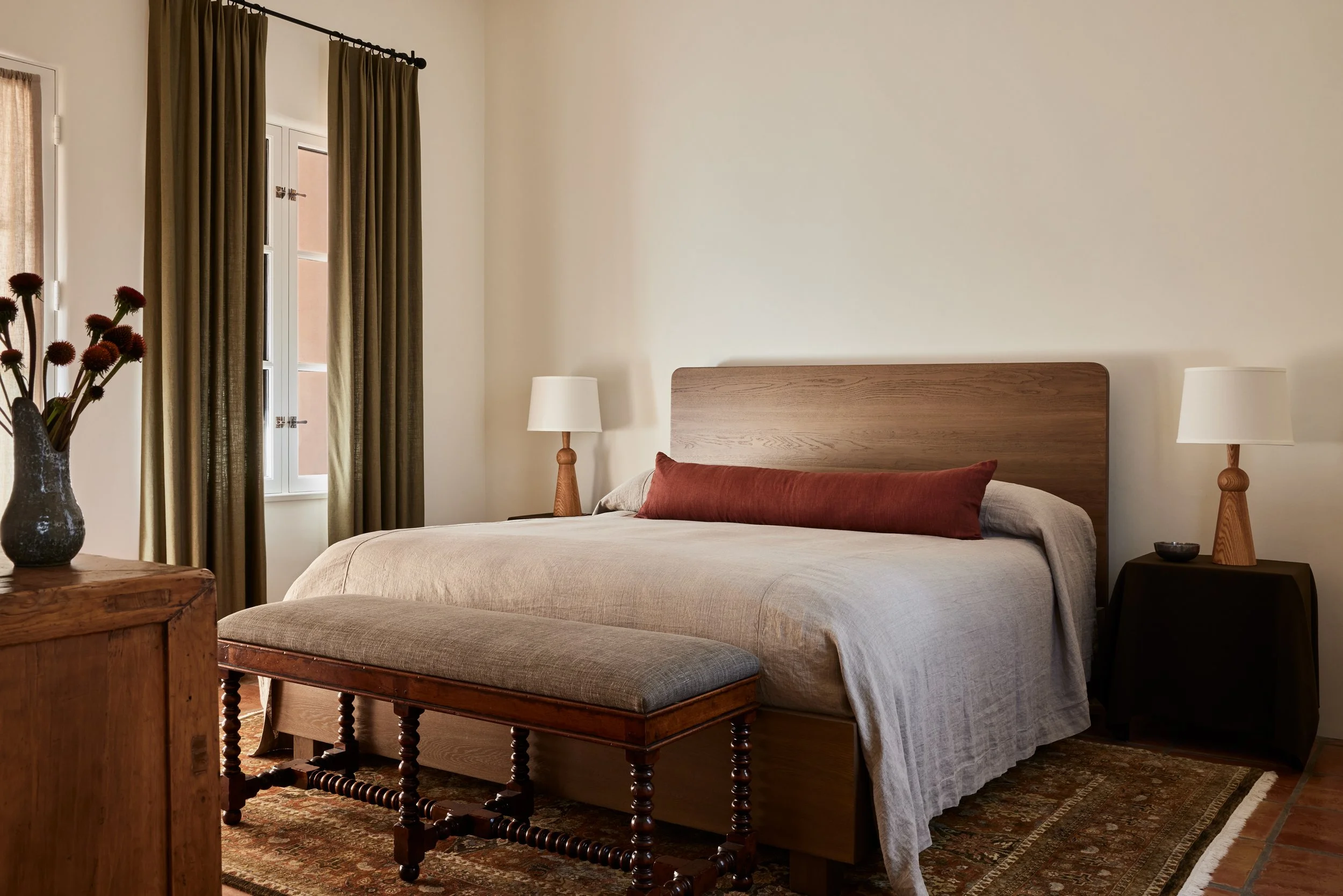 La-Tarantella_Guest-Bedroom_010 (1).jpg