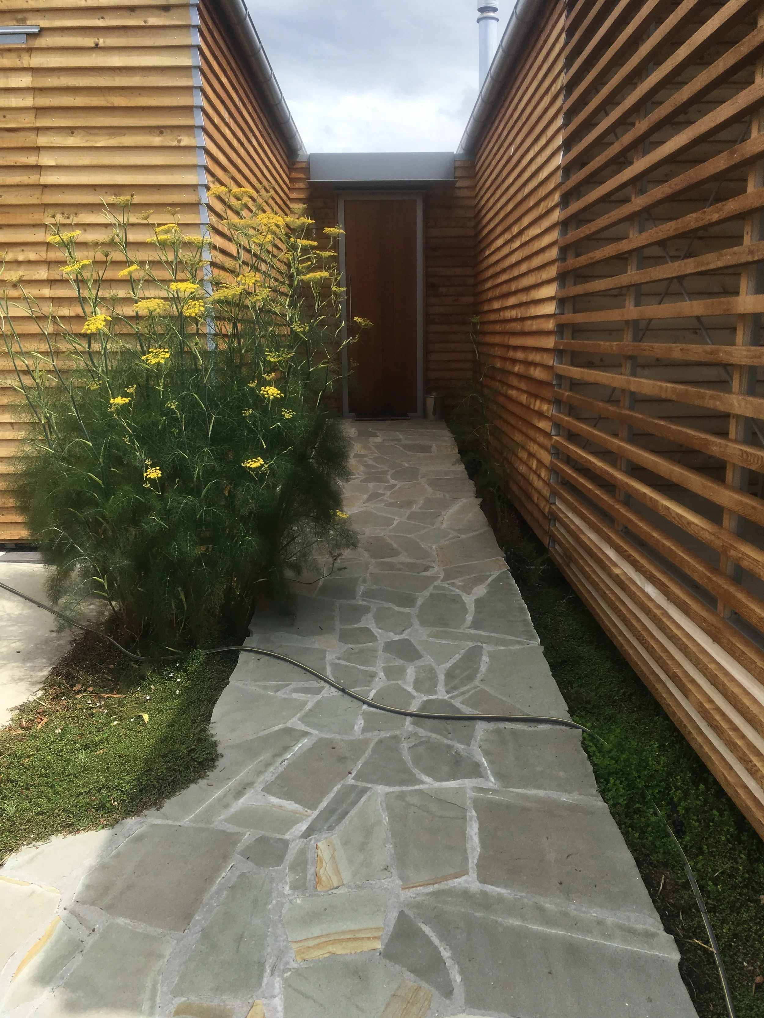 Design: XWD Build: JH Paradise stone paving