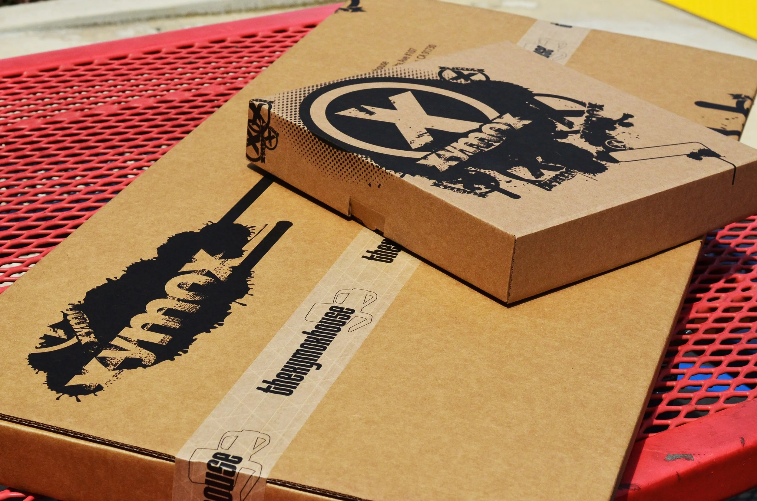 xymox_packaging_05.jpg