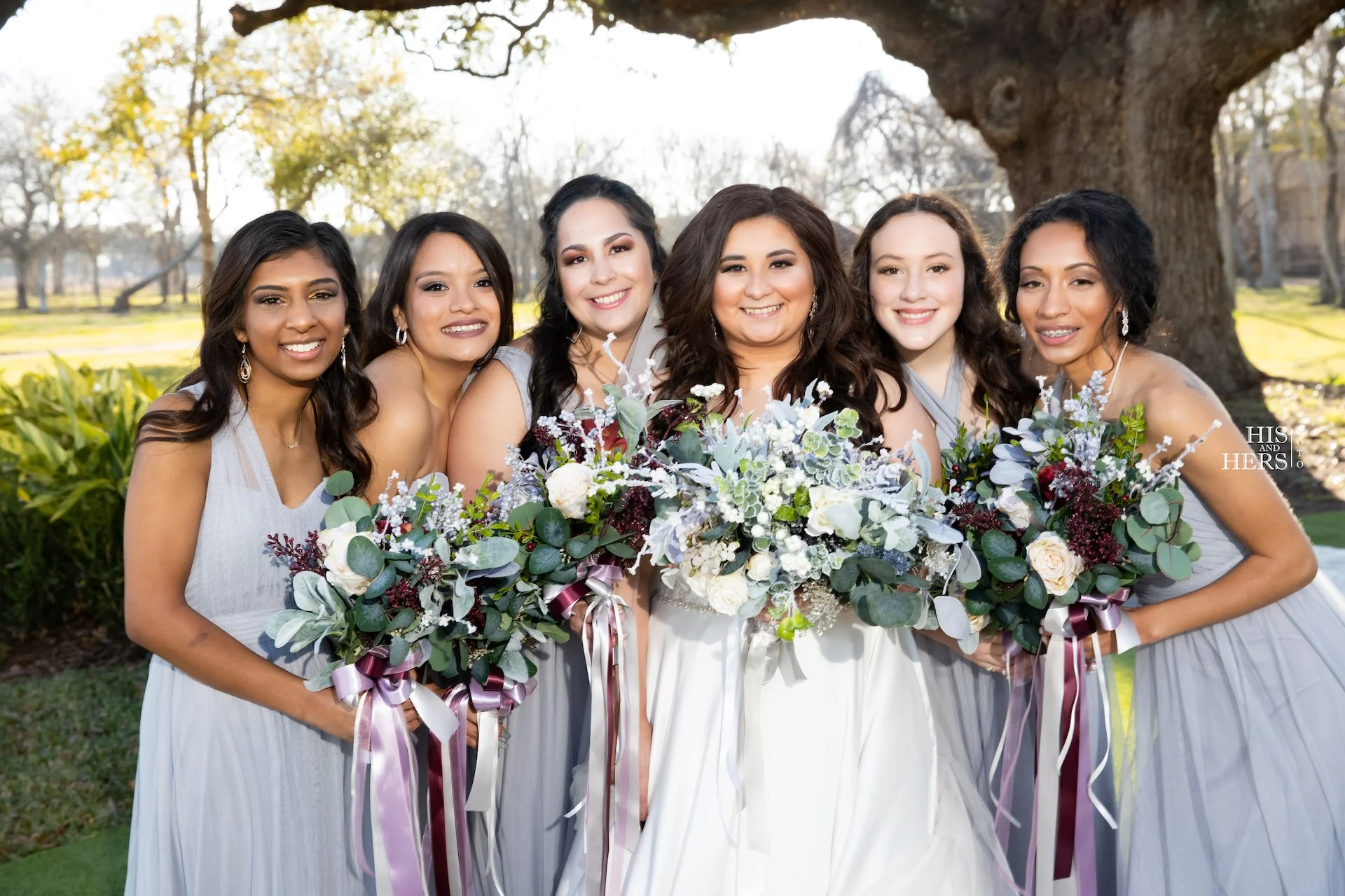 Bridal Party with Bouquets by Kathy Reynolds wedding florist.jpg