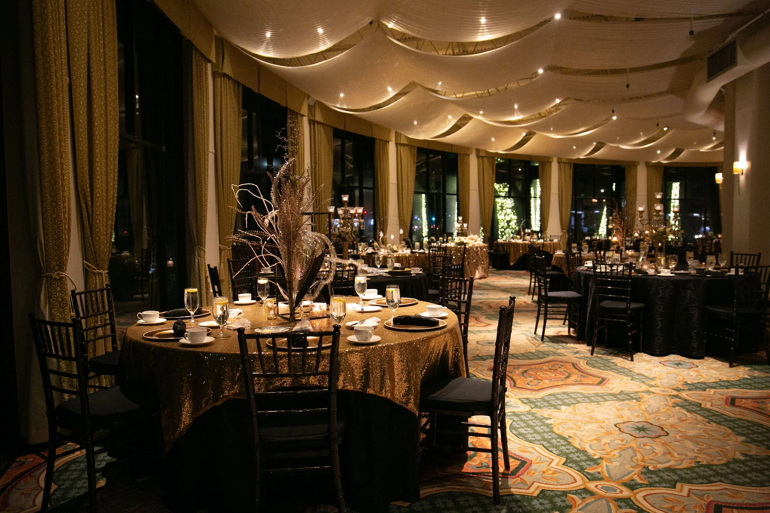 Wedding Decorations Gold and Black by Wedding Coordinator Kathy Reynolds.jpg
