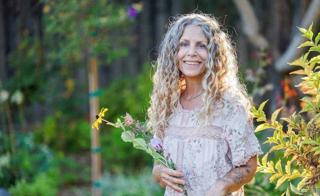 dina flowers garden.jpg