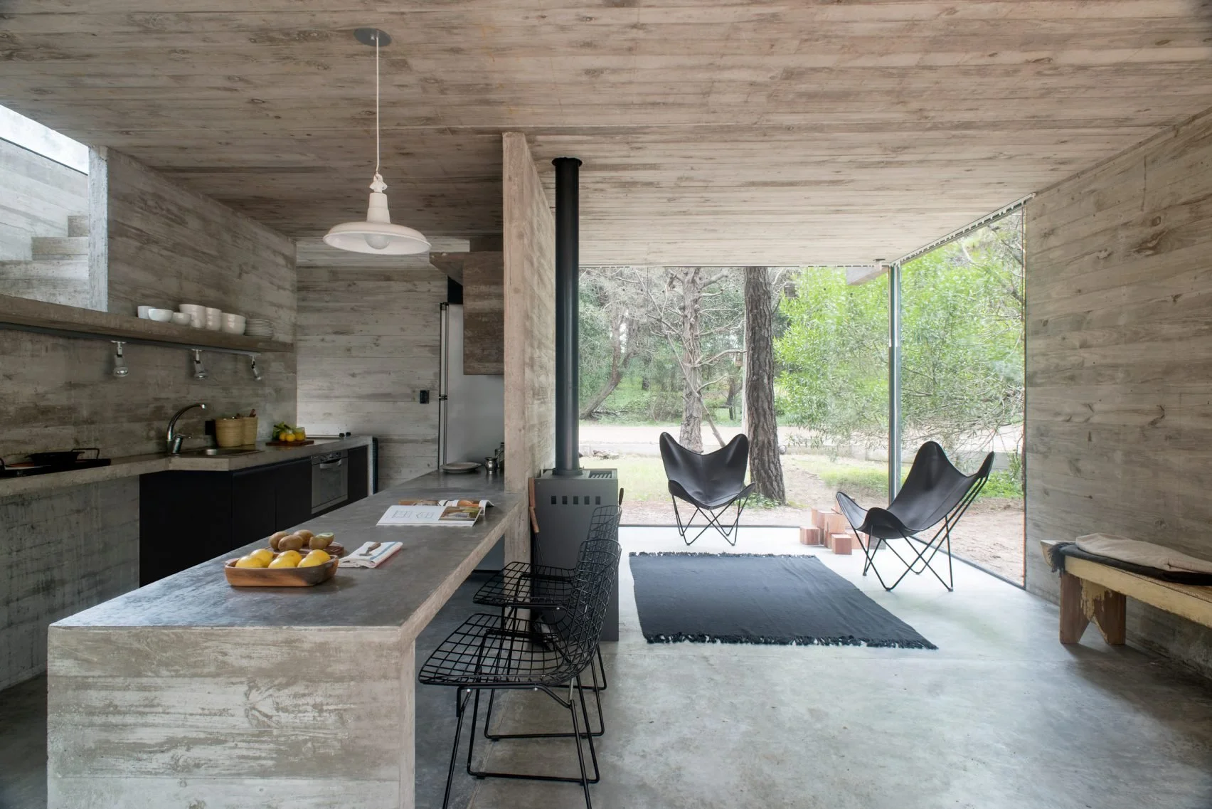 casa-h3-argentina-luciano-kruk-concrete-kitchen.jpg