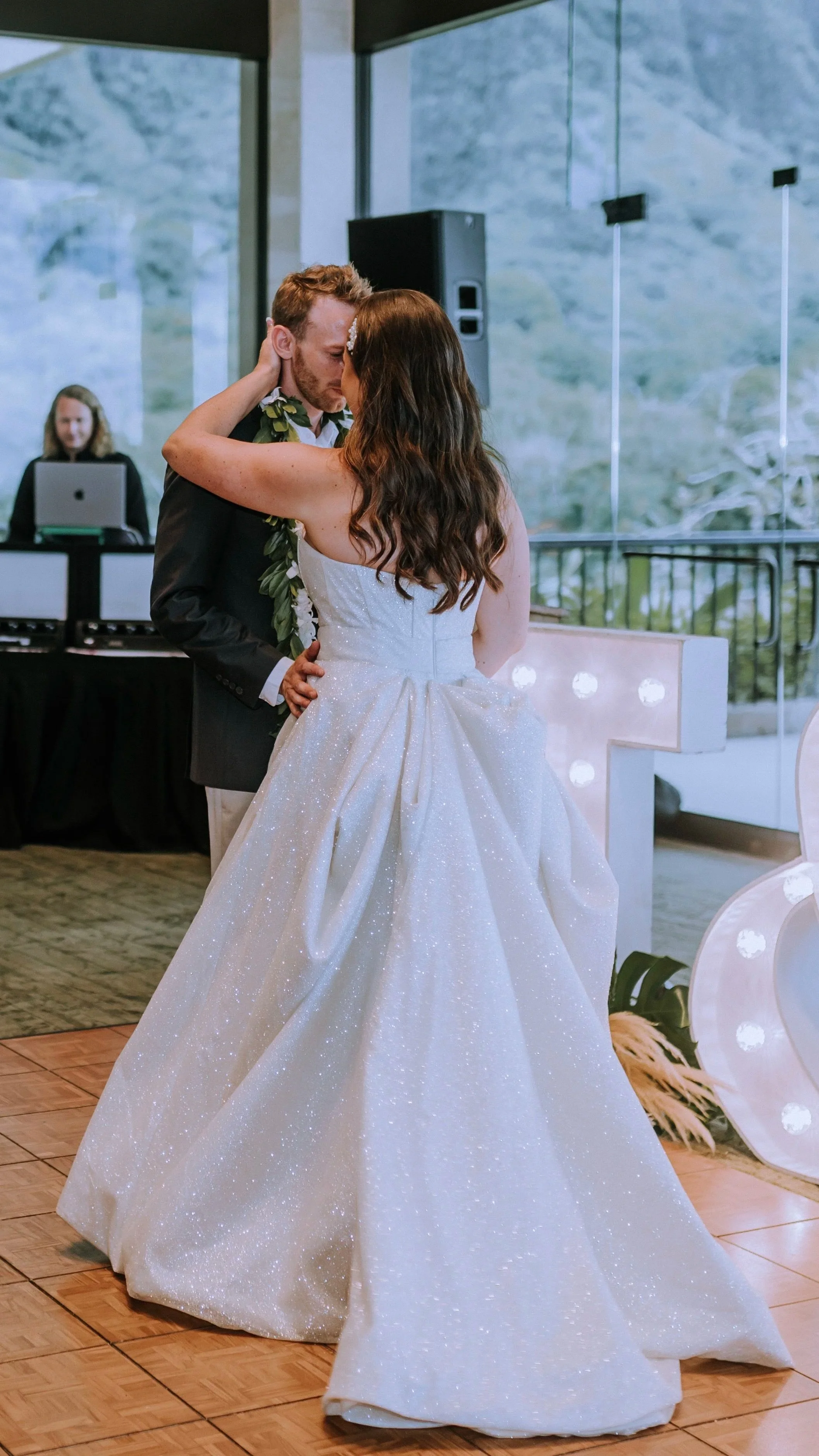 Dance Choreography for Bride and Groom in Hawaii