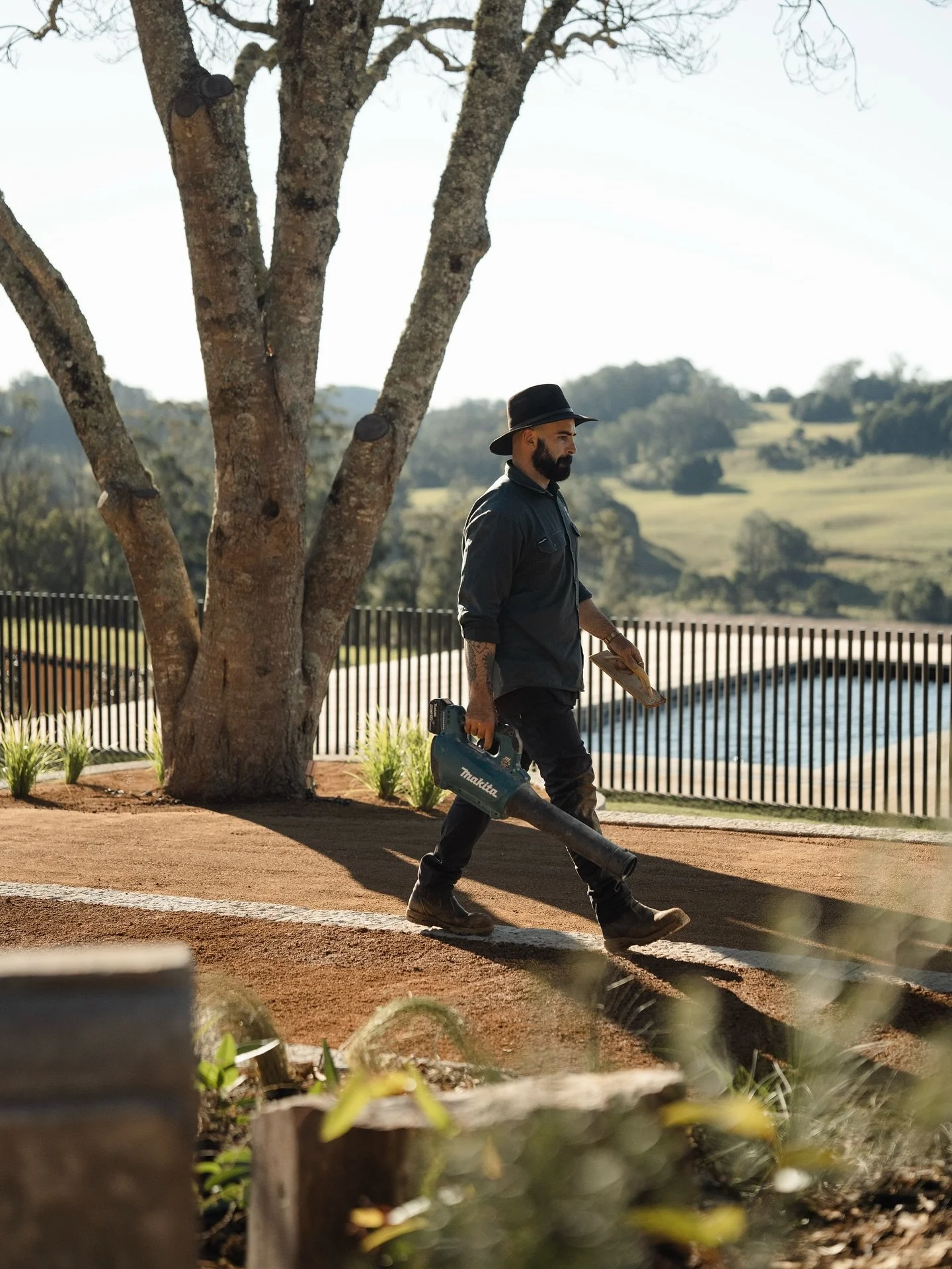 It seems that summer has arrived early- river swims and days lazing by the pool are just around the corner

Photo: @alex_quirk 

#Landscaping #LandscapeDesign
#OutdoorLivingAustralia #SustainableLandscaping
#GardenDesign #PavingAndStonework
#ModernLa