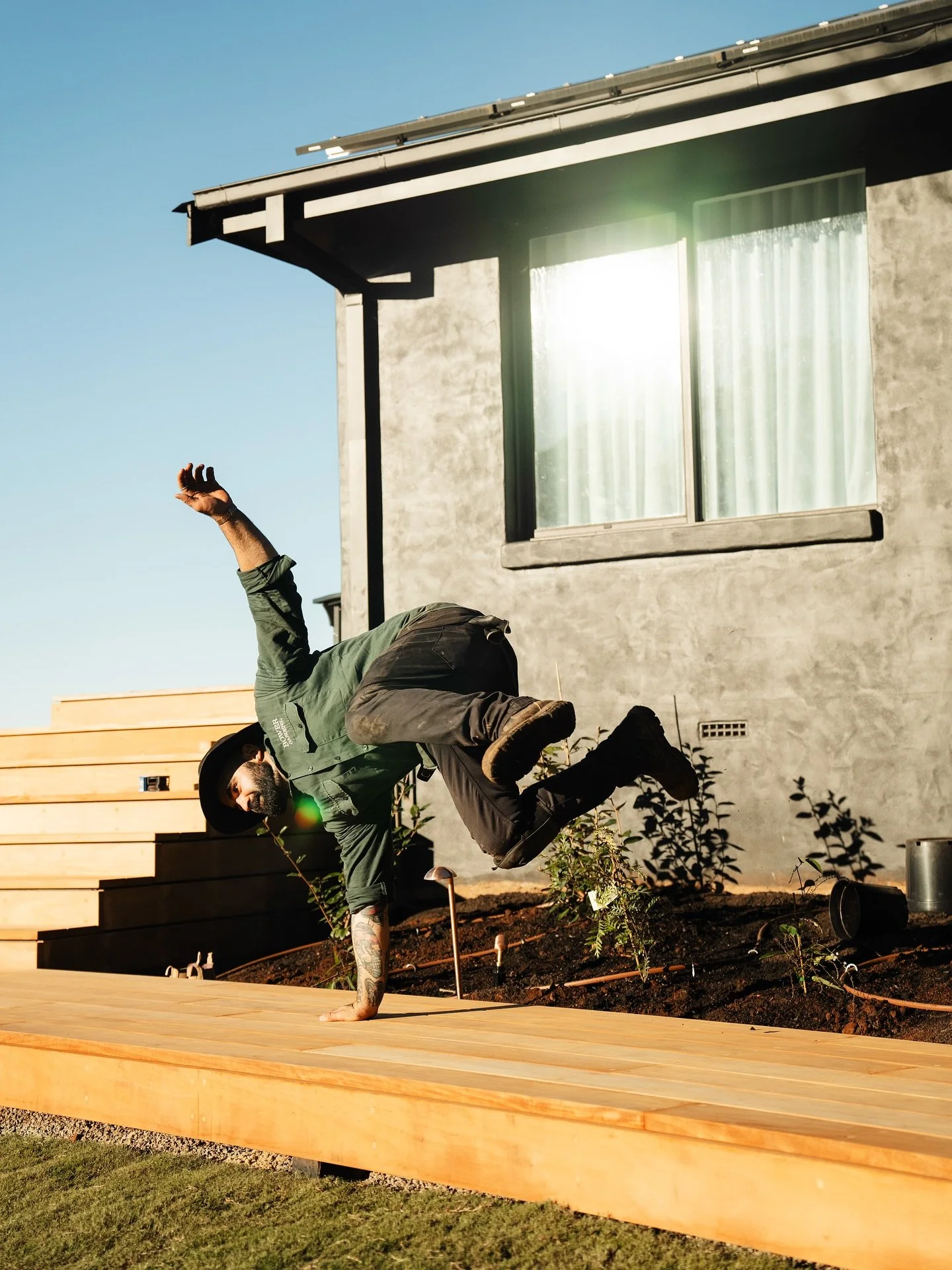 Jumping into summer like&hellip;

Photo: @alex_quirk 

#Landscaping #LandscapeDesign
#OutdoorLivingAustralia #SustainableLandscaping
#GardenDesign #PavingAndStonework
#ModernLandscapes #BuiltToLast
#LandscapeConstruction #SouthernHighlands #Reclaimed