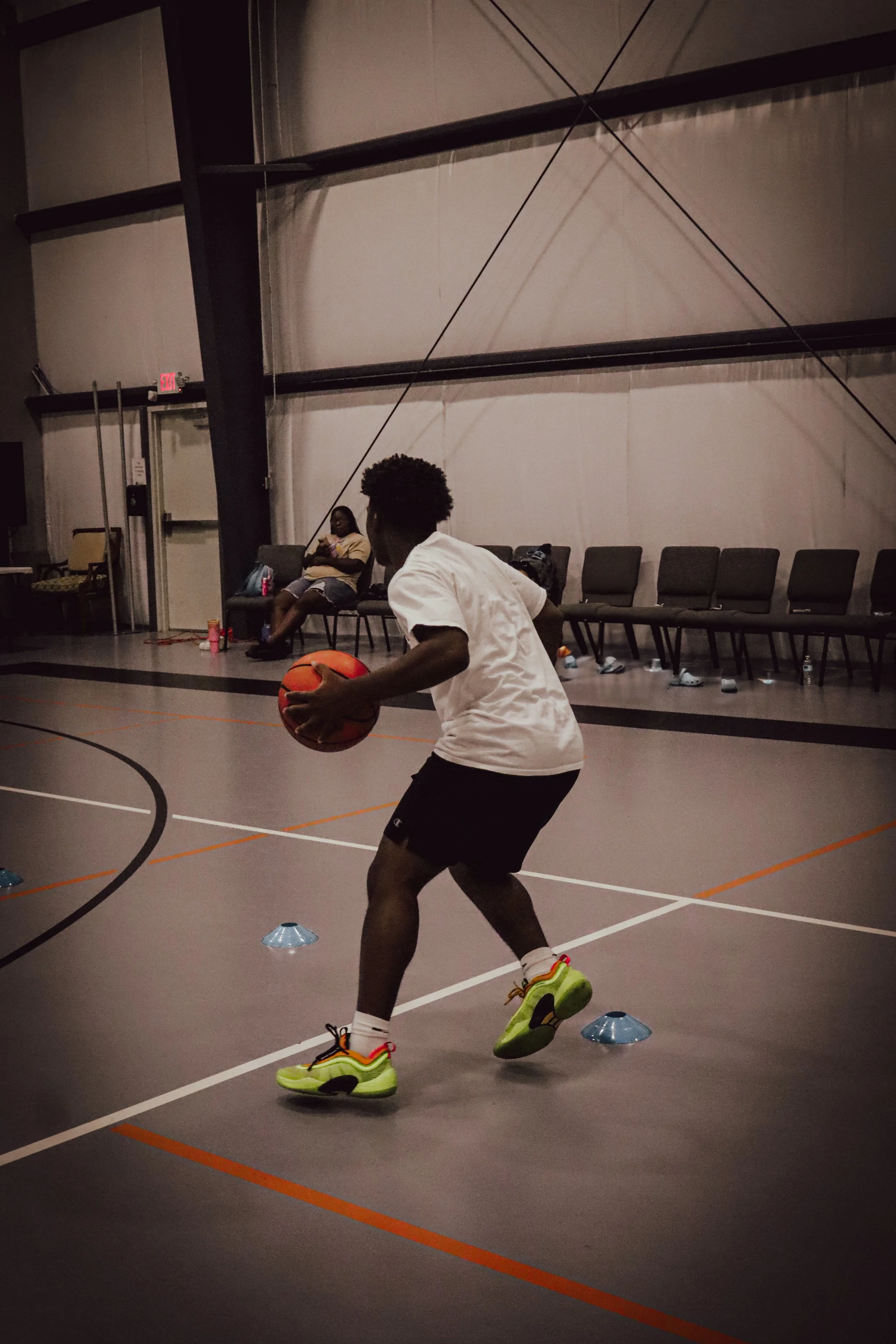 Live basketball photo 