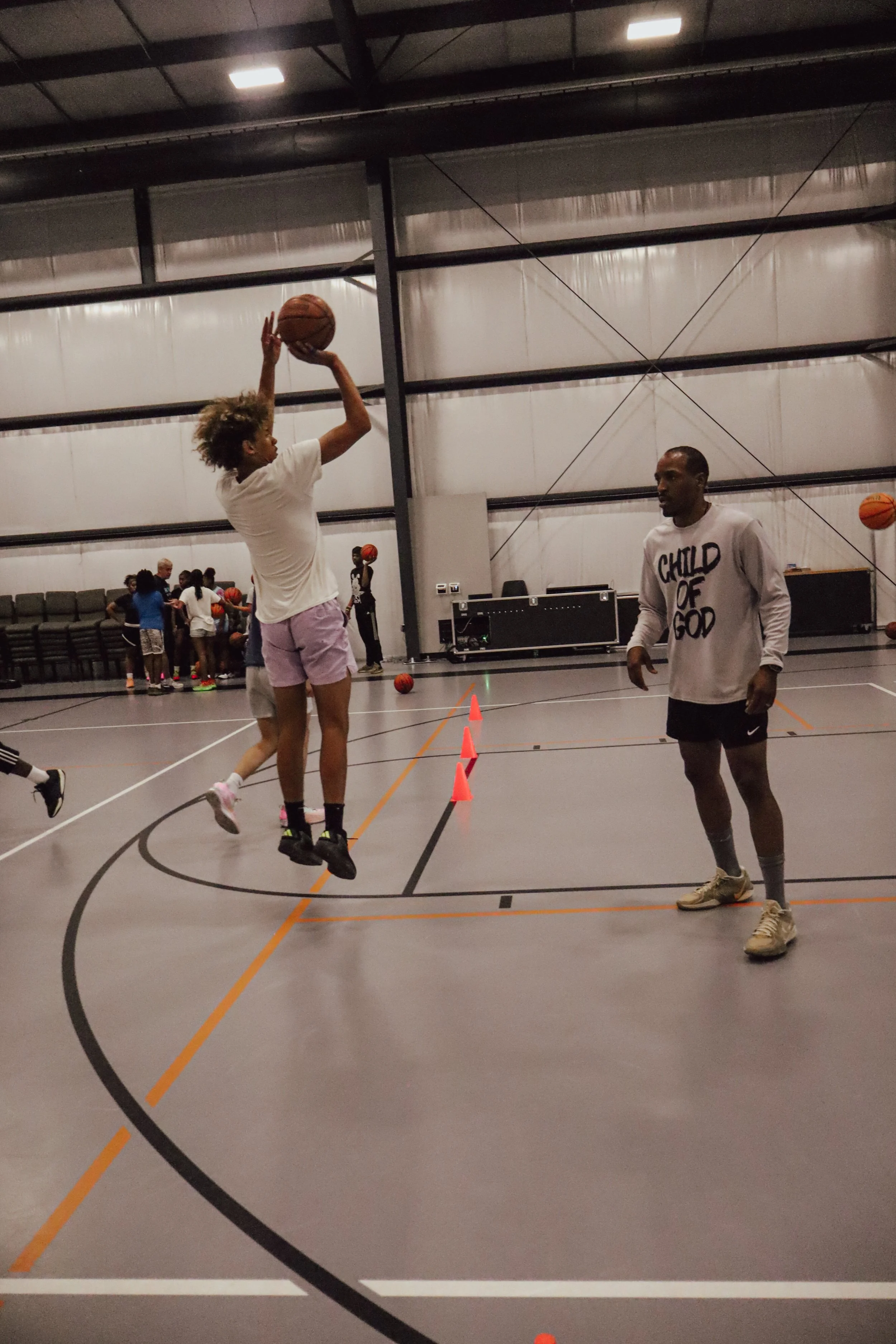 Live basketball photo 