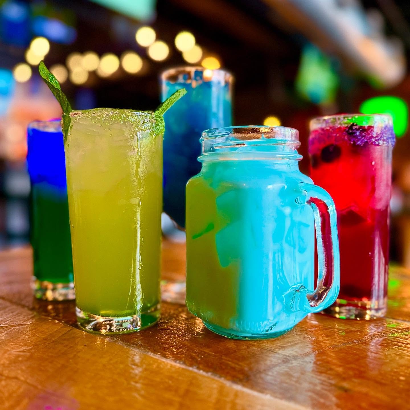 STAR WARS TRIVIA - May 1, 7pm 🌌🛸 🤖 ⚔️
with Specialty Themed Cocktails, Mocktails and Food! ✨ 🌙💫☄️💥
Reserve your table today!
⭐️Blue Milk
⚔️The Jedi
⚫️The Dark Side
🪐 Yoda Rita
✨The Kessel Run
#starwars #trivia #yoda #babyyoda #maytheforcebew