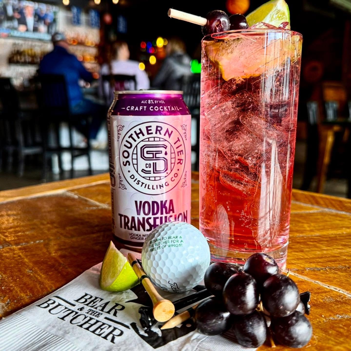 Join us for brunch today with our bottomless mimosas or an ice cold Transfusion! 🍾 🍹🍳