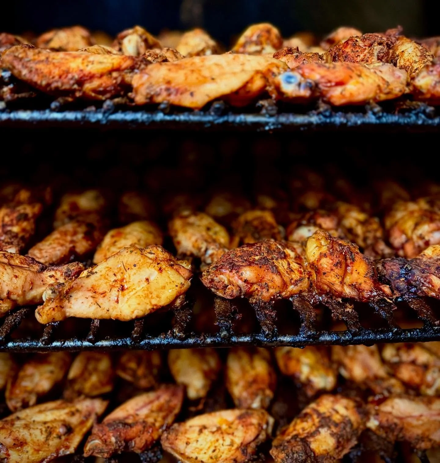 It&rsquo;s Wing Wednesday! Buy a Pound, Get a Pound HALF OFF of our Famous 4-Hour Smoked Wings! Also, ALL DAY Bar Happy Hour! 🍗 🍻 🍷 

#sharethelex #lexington #wings #chickenwings #happyhour #specials #lexingtonky #chevychase