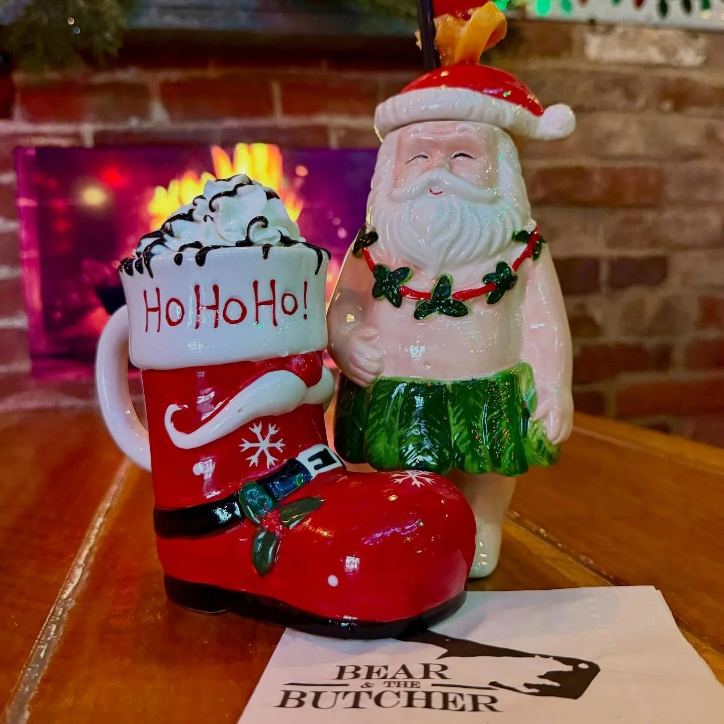 We have some great holiday cocktails to kick off your weekend!
 
🥃 🍫 Kentucky Hot Chocolate:
Bear&rsquo;s Select Single Barrel Bulleit Bourbon, Hot Cocoa, Whipped Cream, Chocolate Syrup

🤶 The Ellen Griswold:
@originalbumbu, orange juice, caramel,