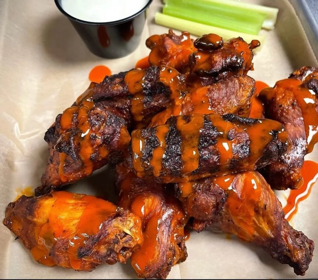 Join us for 2025&rsquo;s final Wing Wednesday! 🐓 Our famous smoked wings are Buy One Get One Half Off!Enjoy our festive holiday decorations one last time before the New Year 🤩🥂

#sharethelex #lexington #wings #happyhour