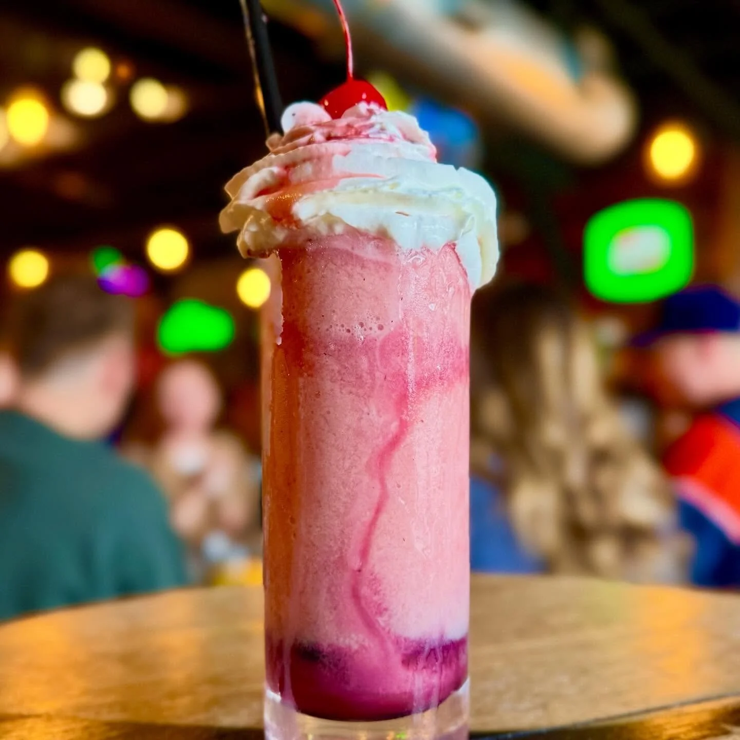 Grab your squad and test your knowledge of Hawkins at Stranger Things Trivia Night tonight at 7pm! From Demogorgons to Eggos, only true fans will have the bragging rights!

Reservations are going fast! Bar is open seating first come first serve 👀 

