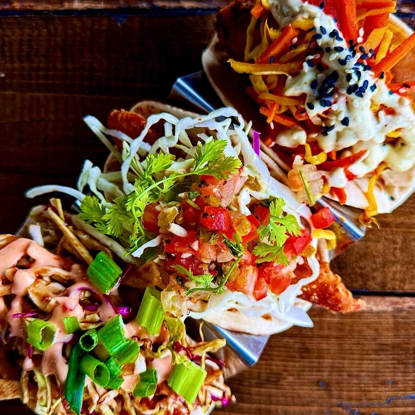 Come join us tonight for Taco &amp; Trivia Tuesday! Our crowd favorite Creamy Sriracha Tacos are 3 for ONLY $13 tonight!

FREE Team Trivia at 7PM with Gift Card Prizes for 1st, 2nd and 3rd! 🤓 
2 for $10 Margaritas 🍹 
3 for $13 Tacos 🌮 

#sha