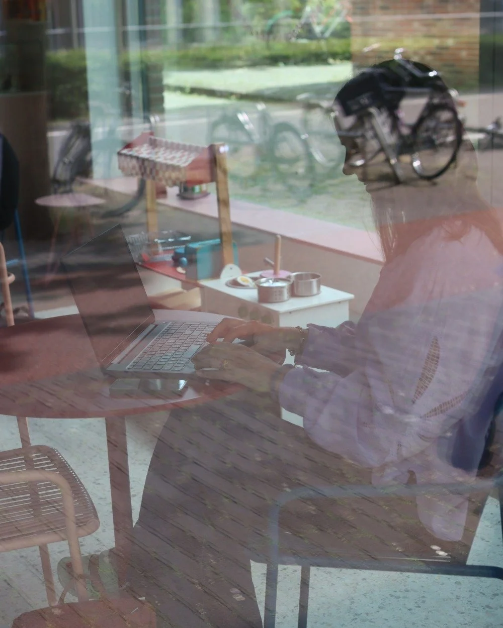 Focus time is back on the calendar ✨

Our coworking + nanny service restarts tomorrow after the winter break - work in peace while your child plays nearby!

#coworkingamsterdam #workingparents #workingmama #coworkingspace #amsterdamparents #amsterdam