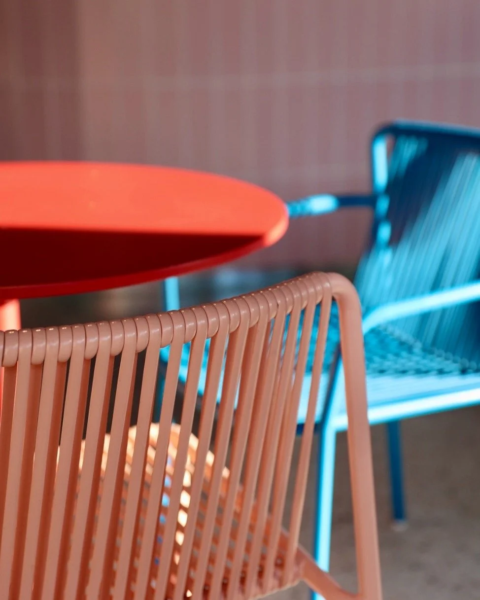 Spring is here and the colours in the caf&eacute; are popping! 🌸

Longer days, more light, and a space that feels extra vibrant - we love this time of year!

#kidscafeamsterdam #playcafeamsterdam #kidscafe #playcafe #familyfriendlycafe