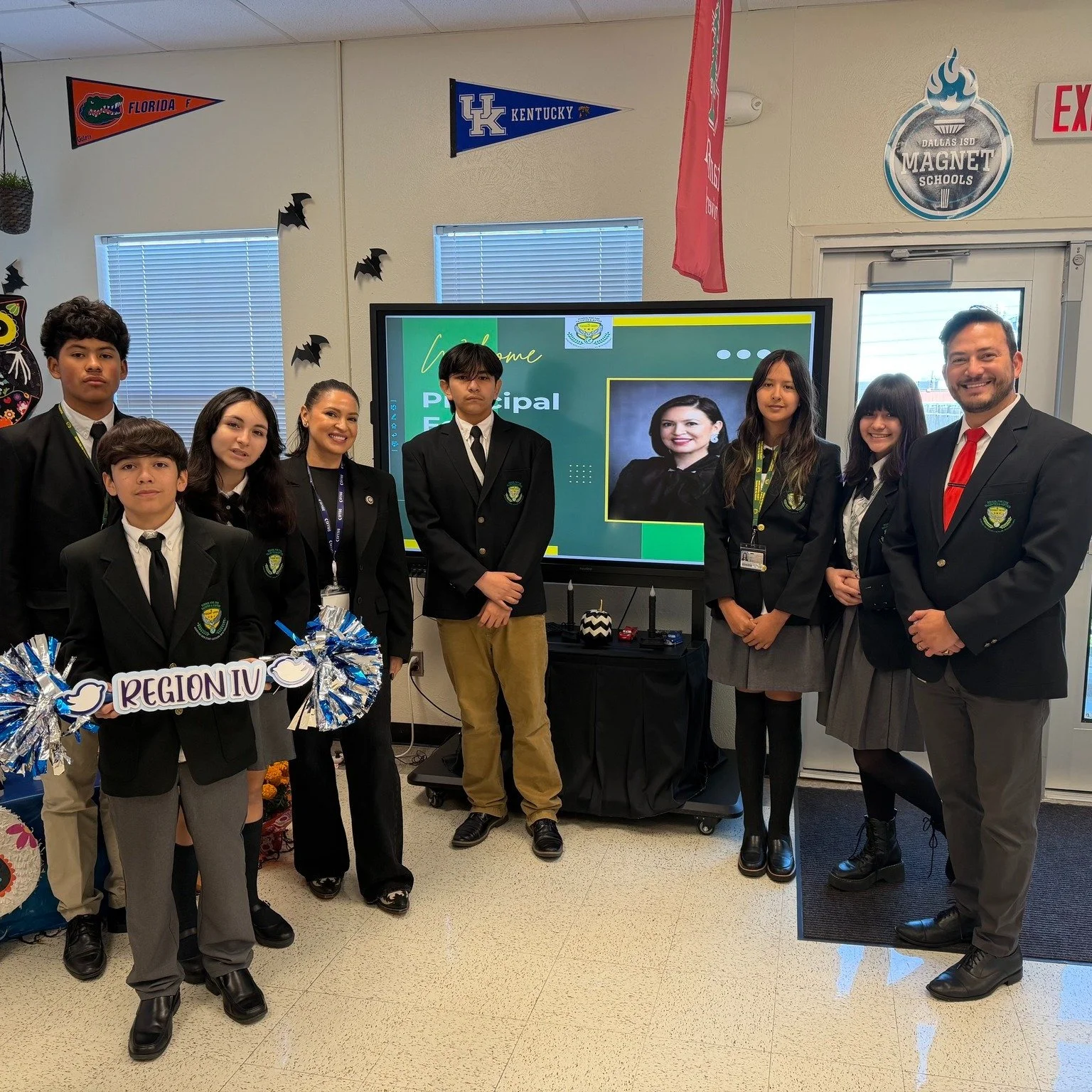 What an incredible day at the School for the Talented and Gifted in Pleasant Grove!

Yesterday, Rep. Garcia had the honor of serving as Principal for a Day. From morning announcements to classroom visits and leadership meetings, she experienced first