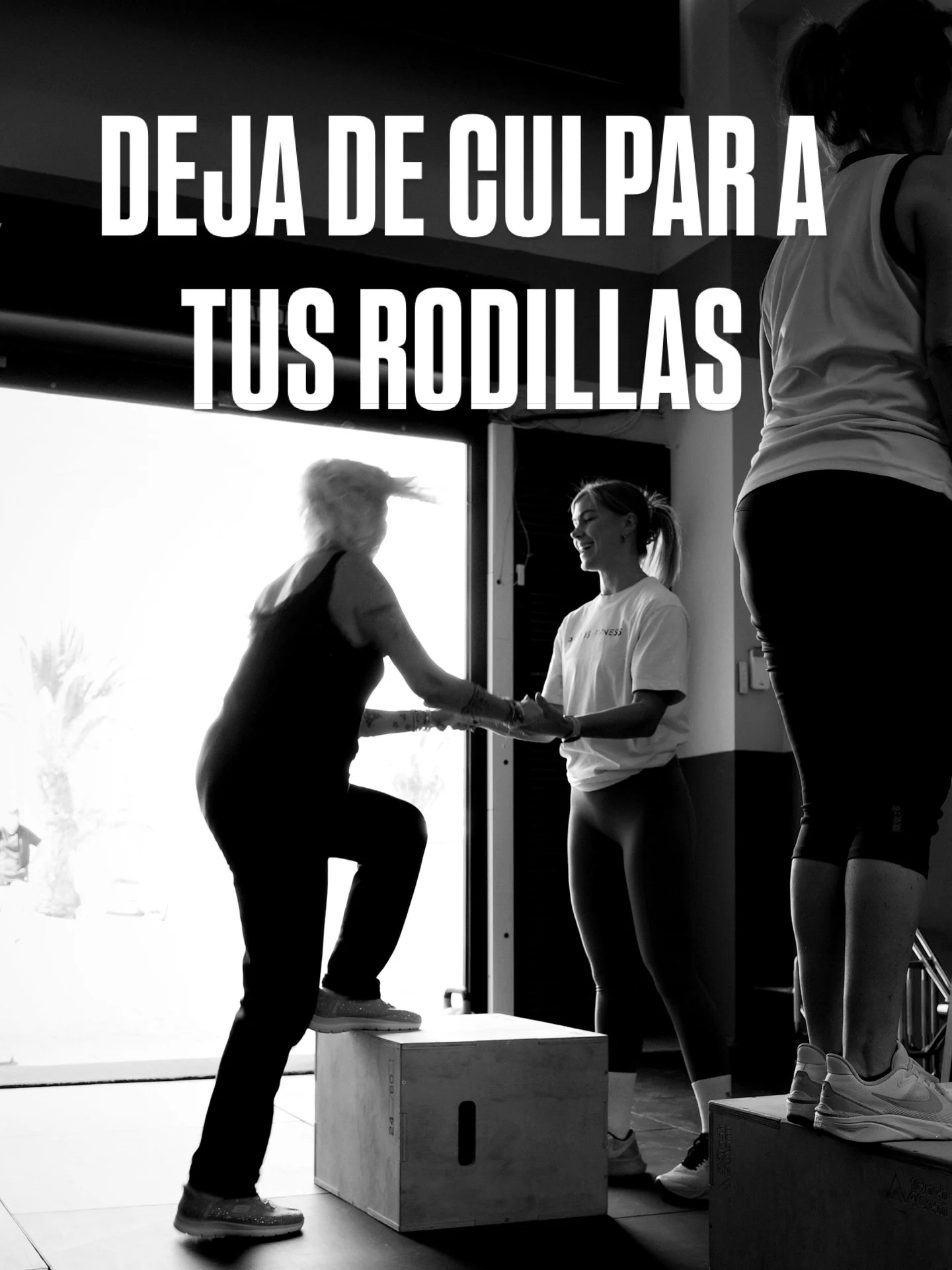 El dolor de rodilla es como la luz de aver&iacute;a en el salpicadero de tu coche. No tapas la luz; buscas qu&eacute; est&aacute; fallando en el motor.

En biomec&aacute;nica, la rodilla es una articulaci&oacute;n &ldquo;tonta&rdquo;. Su &uacute;nico