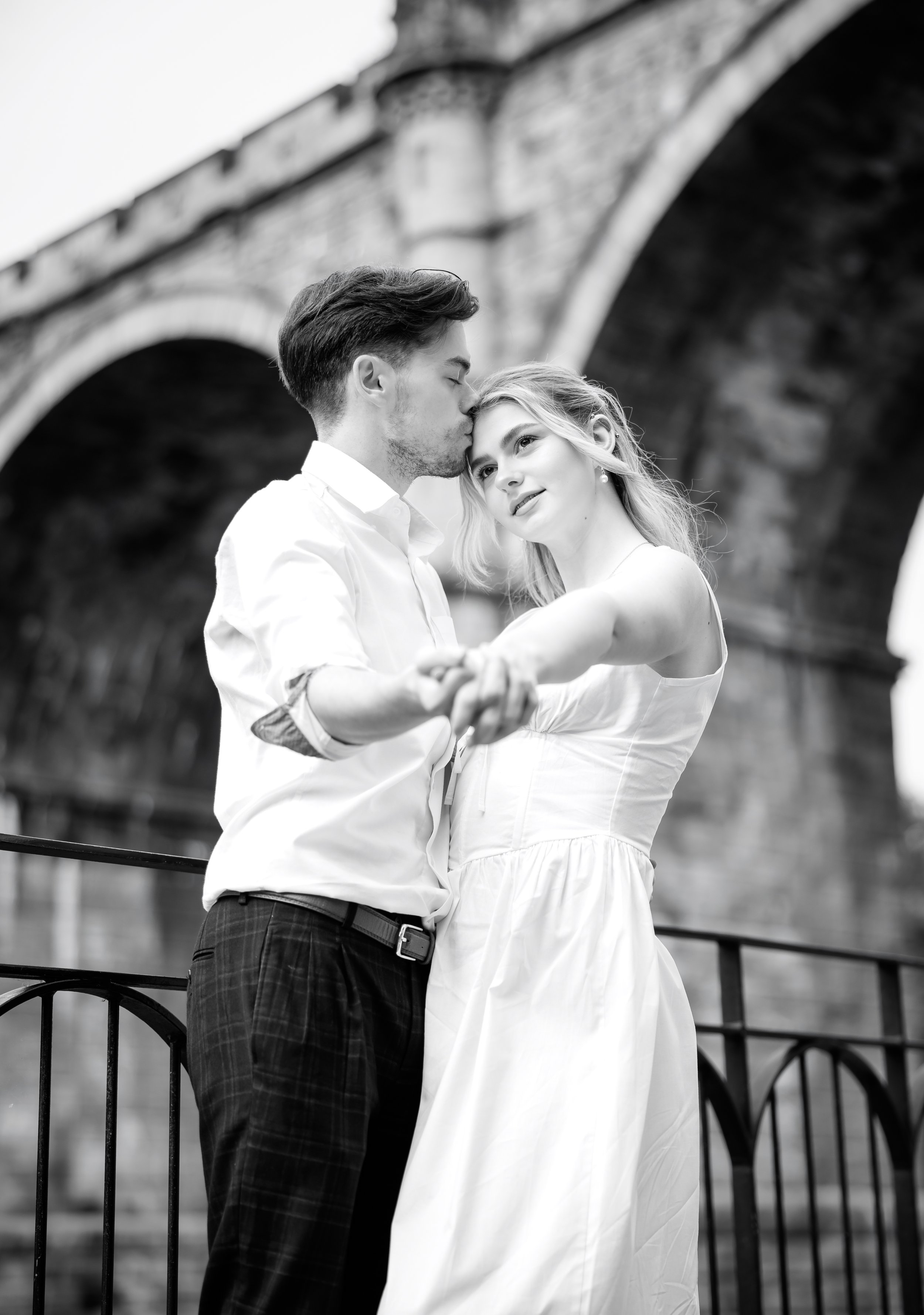 Piper-and-Luke-Engagement-Sneak-Peek-07.jpg