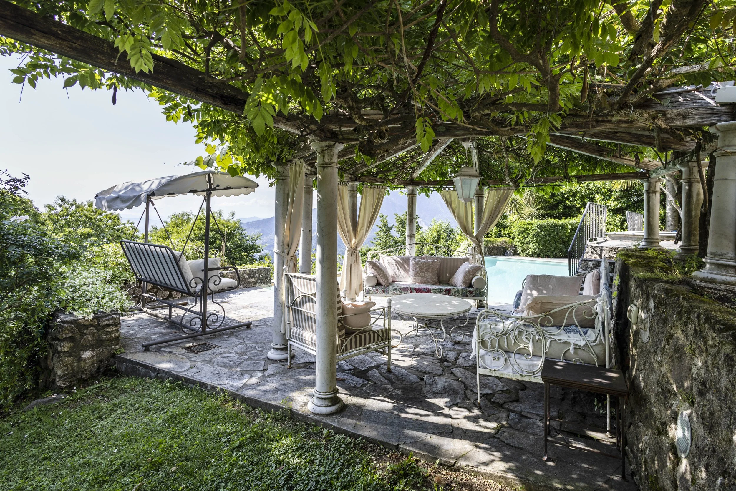 Capriglia-07Pool-1131.jpg