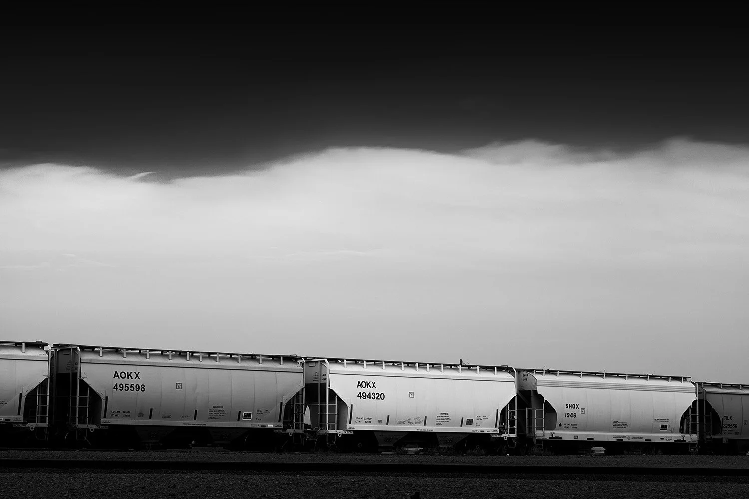 Five Cars and Cloud Boundary