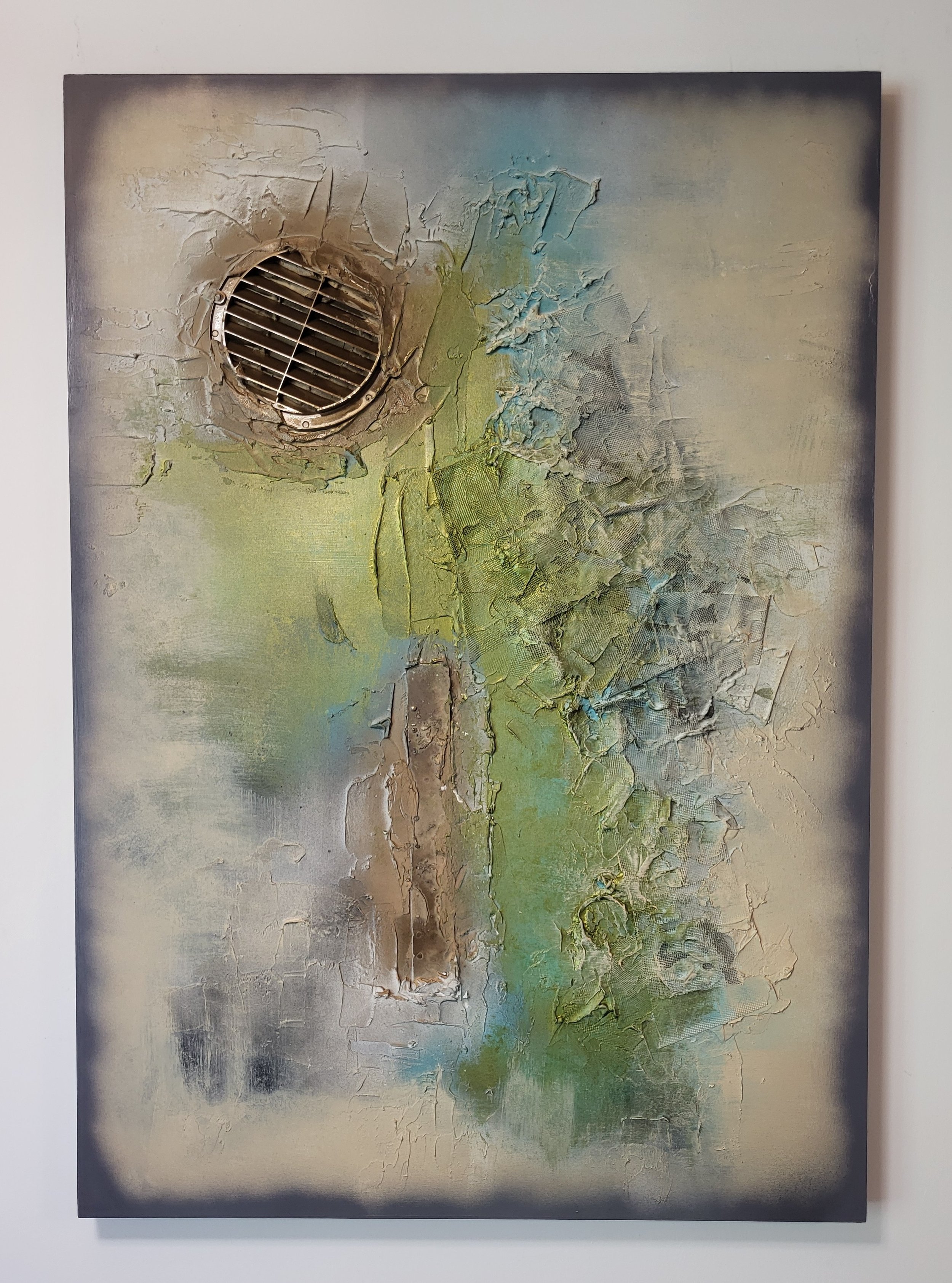Kunststoffteile auf Holz 0.jpg