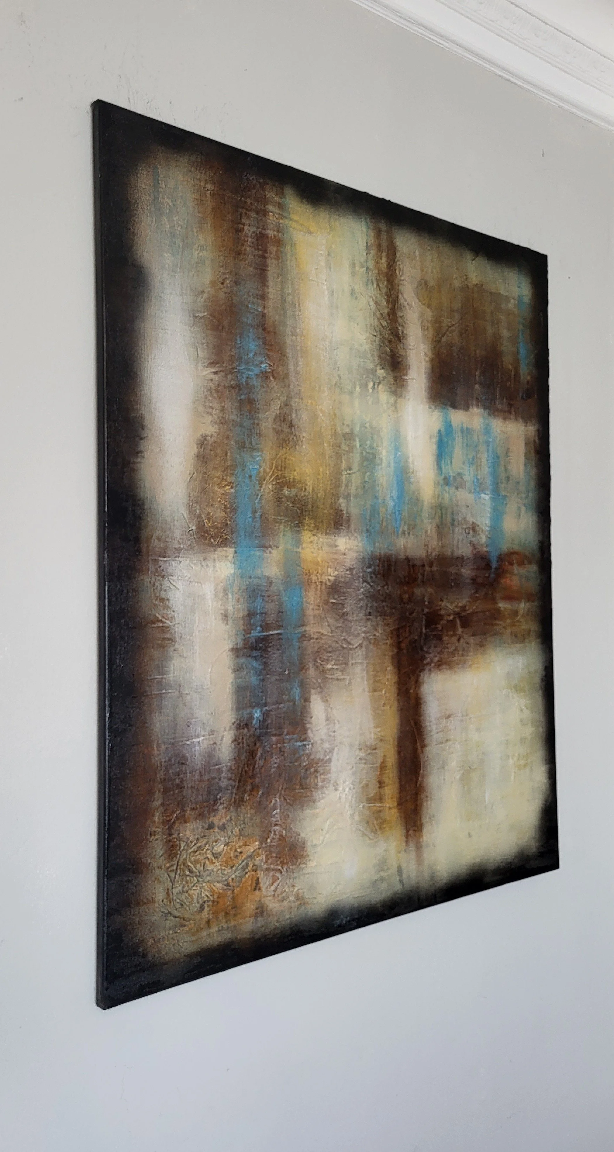 Brau – Großformatiges Original-Gemälde von Pia Holzinger, Mixed Media mit Strukturpaste und Farbspray auf Leinwand.