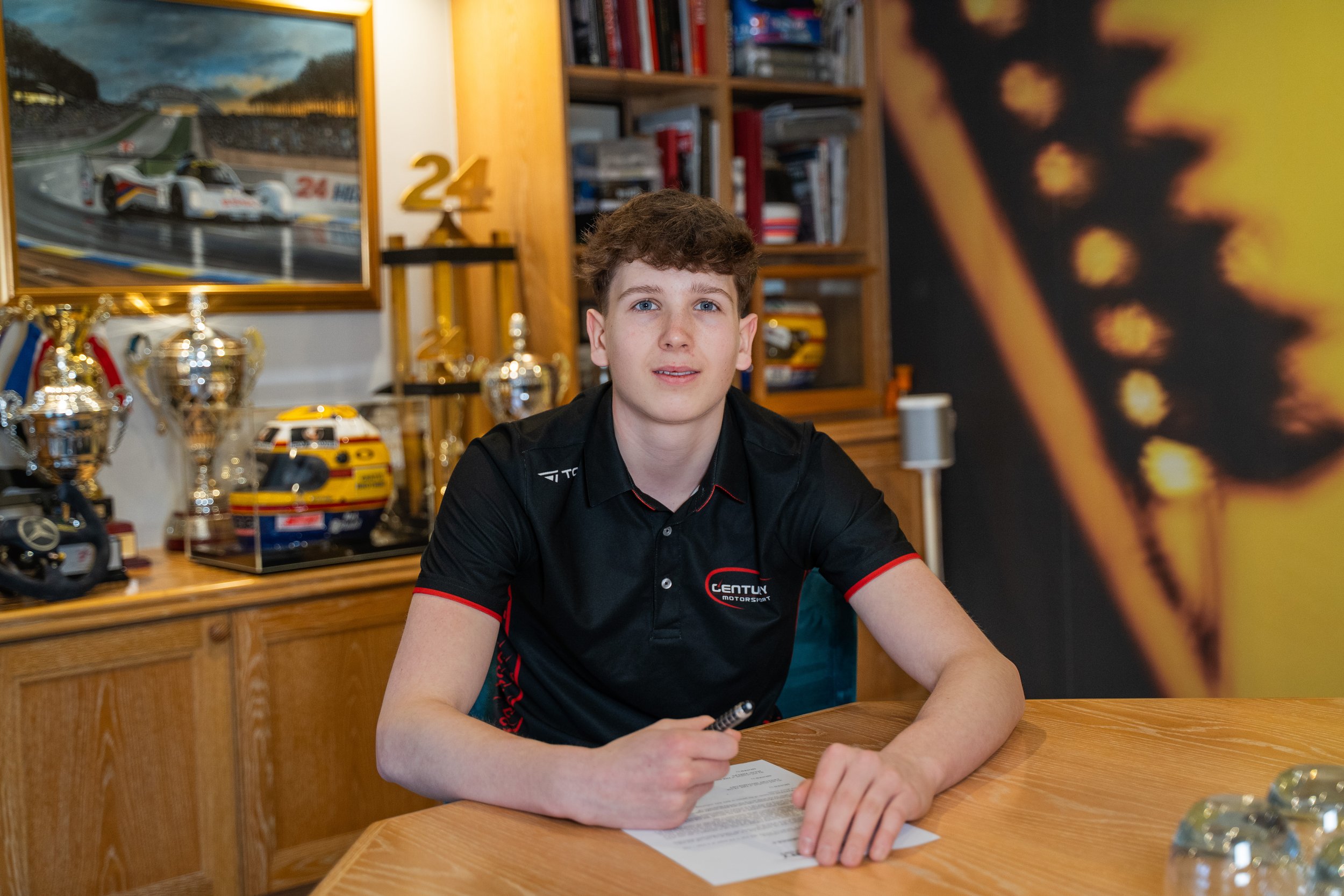 Isaac Phelps joins Rosland Gold Racing by Century Motorsport for 2026 Porsche Carrera Cup Great Britain campaign