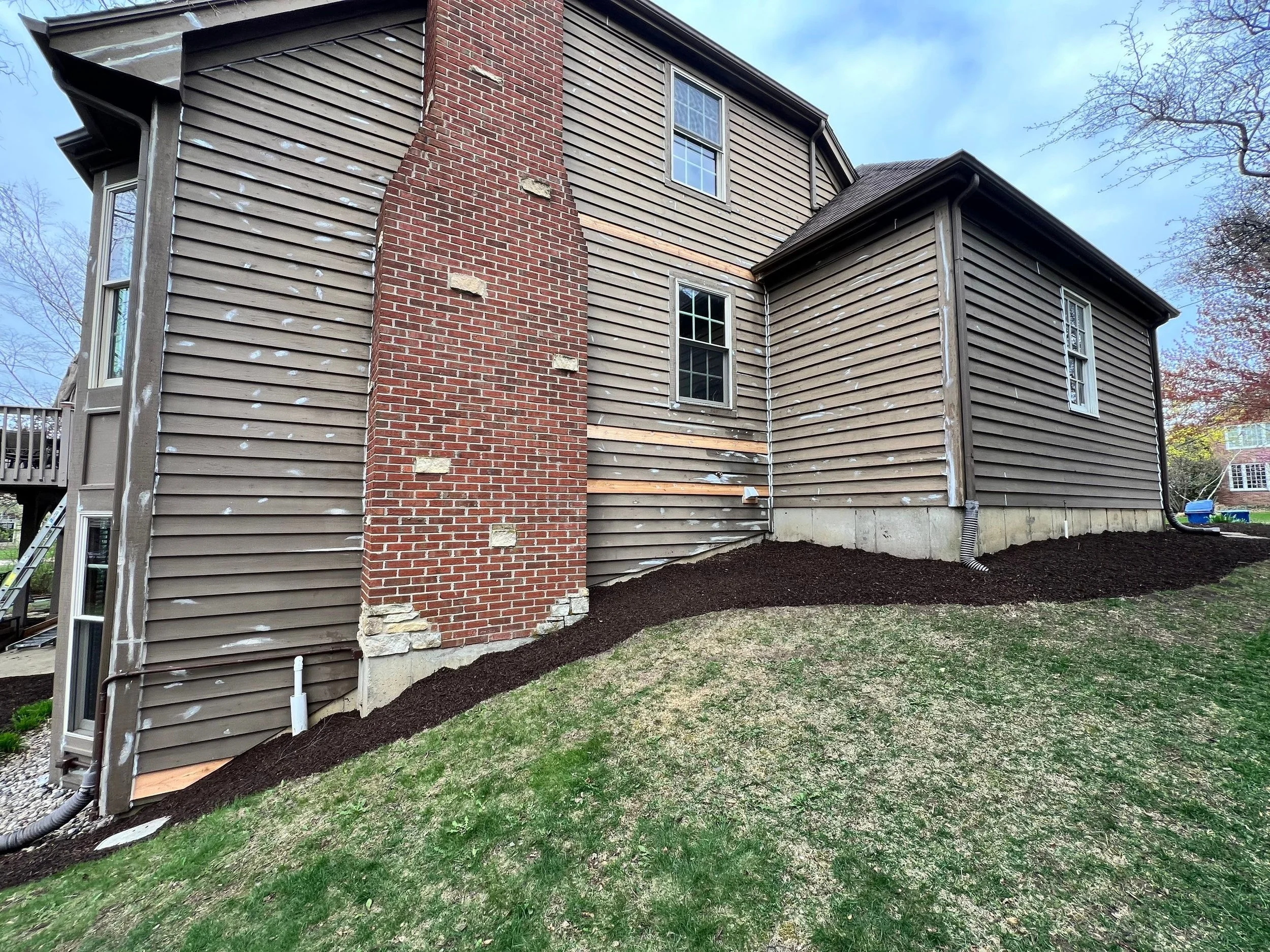 How Often Should You Repaint Your Home in Illinois? (Complete Homeowner Guide)