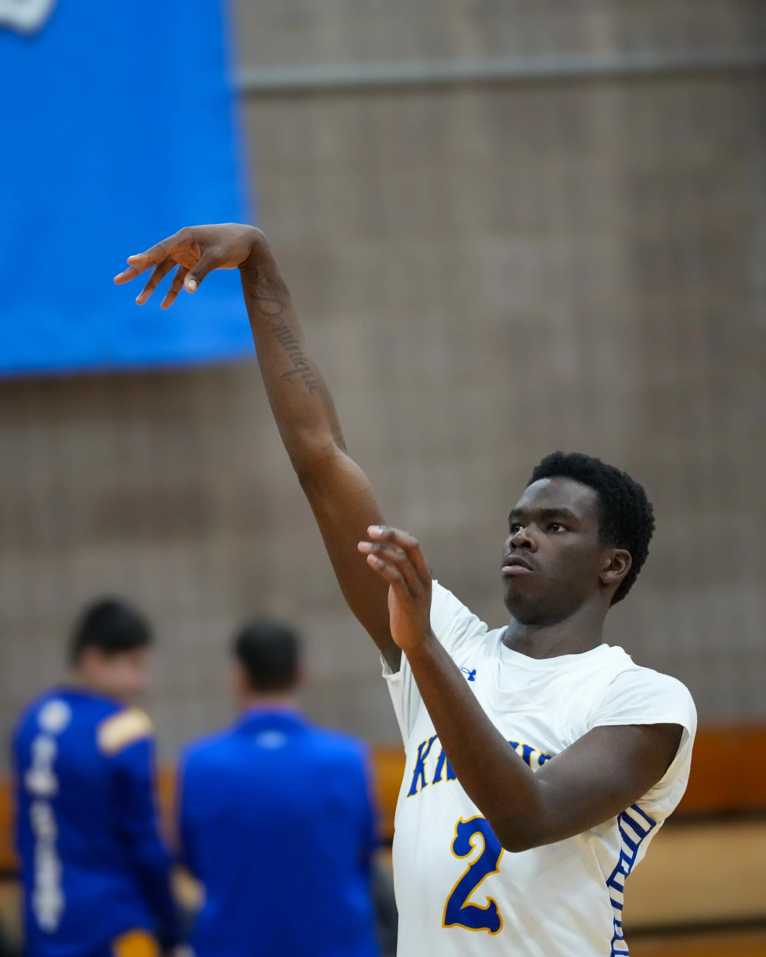 VarsityBoysBasketball_202526_Web_-22.jpg