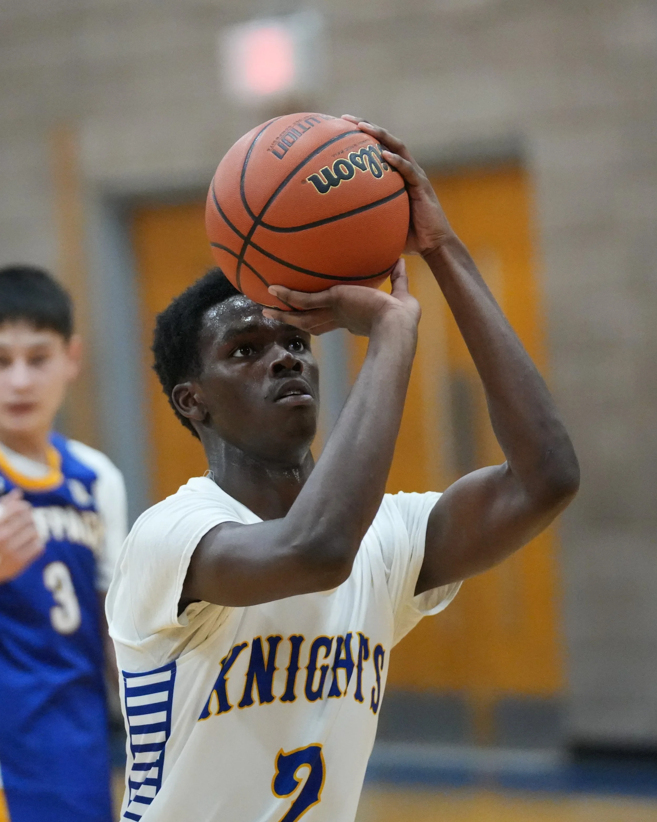 VarsityBoysBasketball_202526_Web_-27.jpg