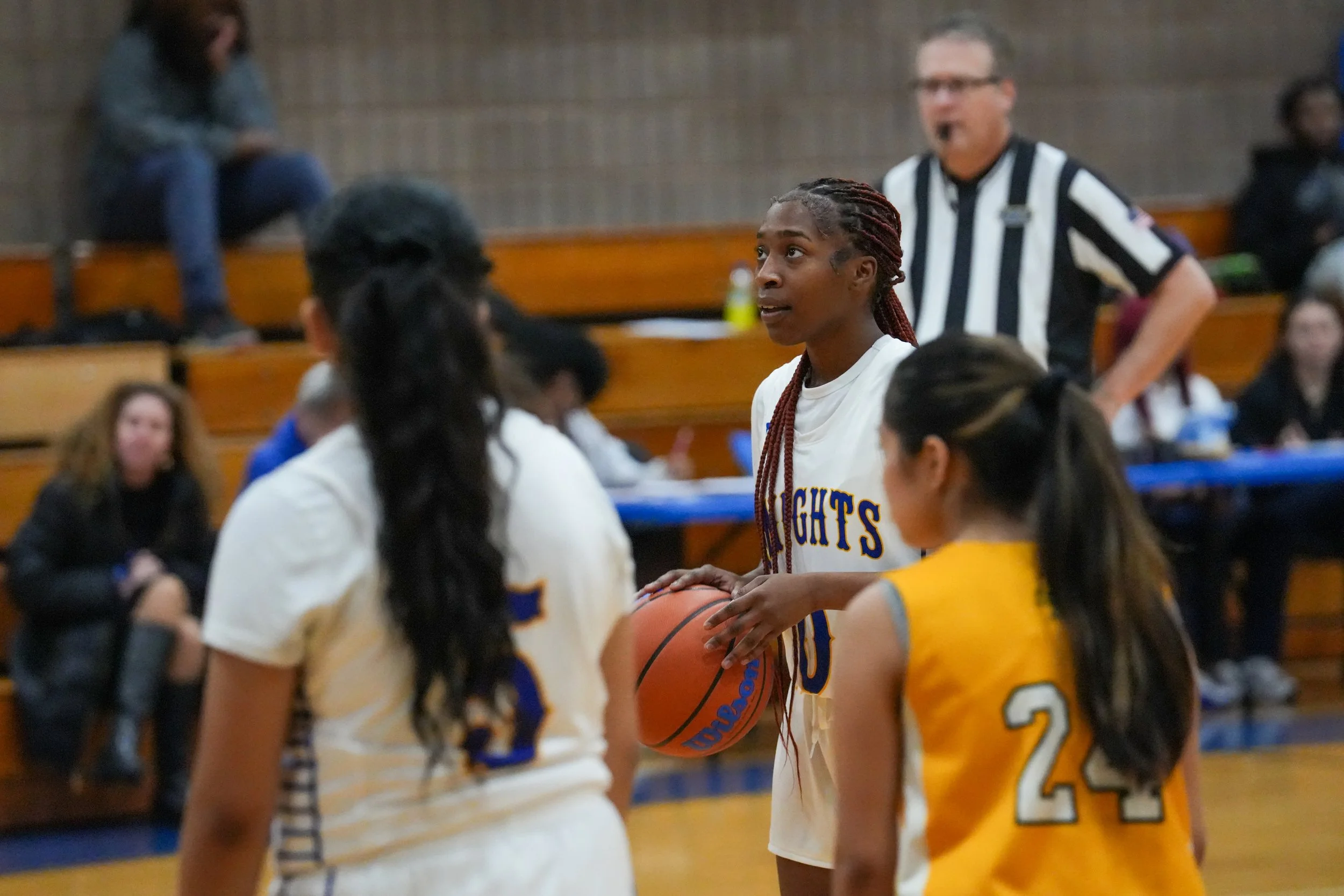 FAVarsity_Girls_Basketball_Web-04.jpg