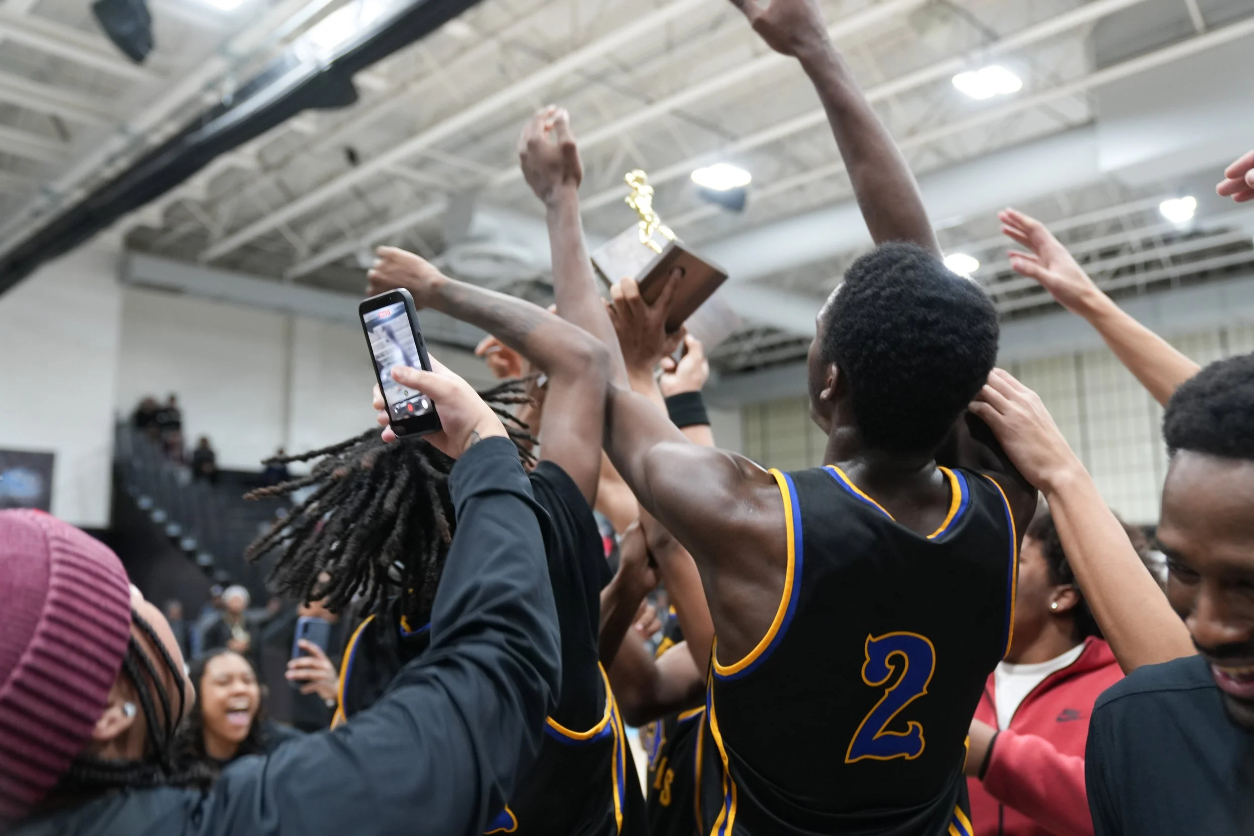 FAVarsityBoysBasketballConferenceChampions_Web_-03.jpg
