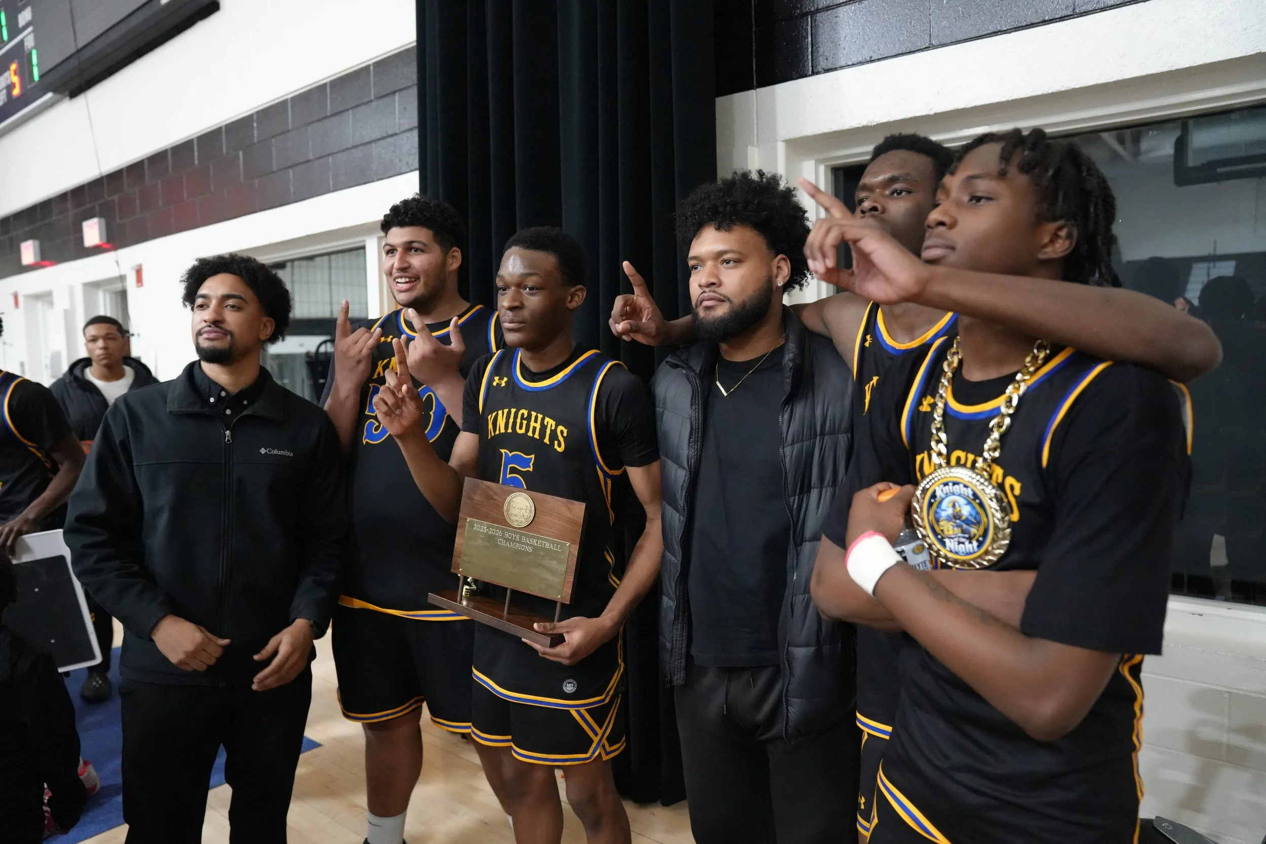 FAVarsityBoysBasketballConferenceChampions_Web_-07.jpg