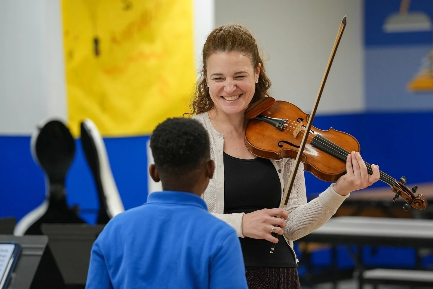 A special thank you to the Concordia Chamber Players ( @concordiaplayers ) for bringing the beauty of chamber music to Foundation Academy Middle School last week! 🎶

Our scholars had the opportunity to experience chamber music up close &mdash; askin