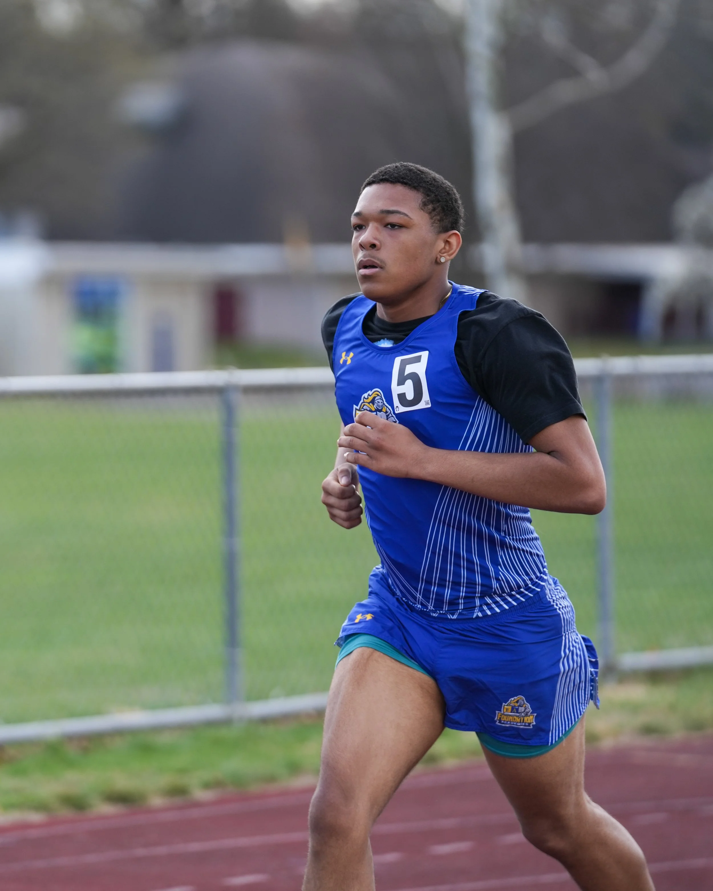 FAVarsityTrackandField_Web-11.jpg